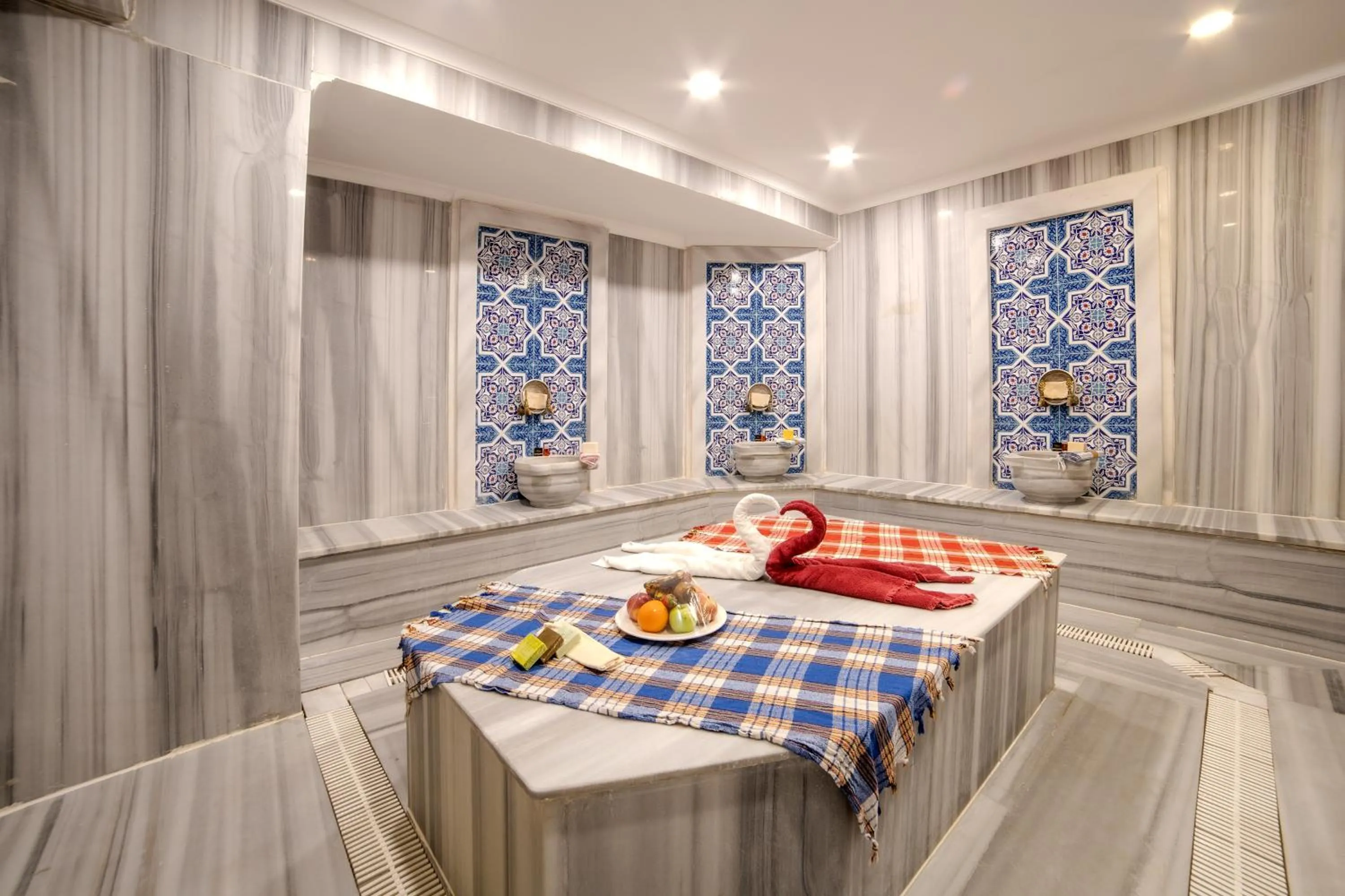 Public Bath in Royal Termal Hotel