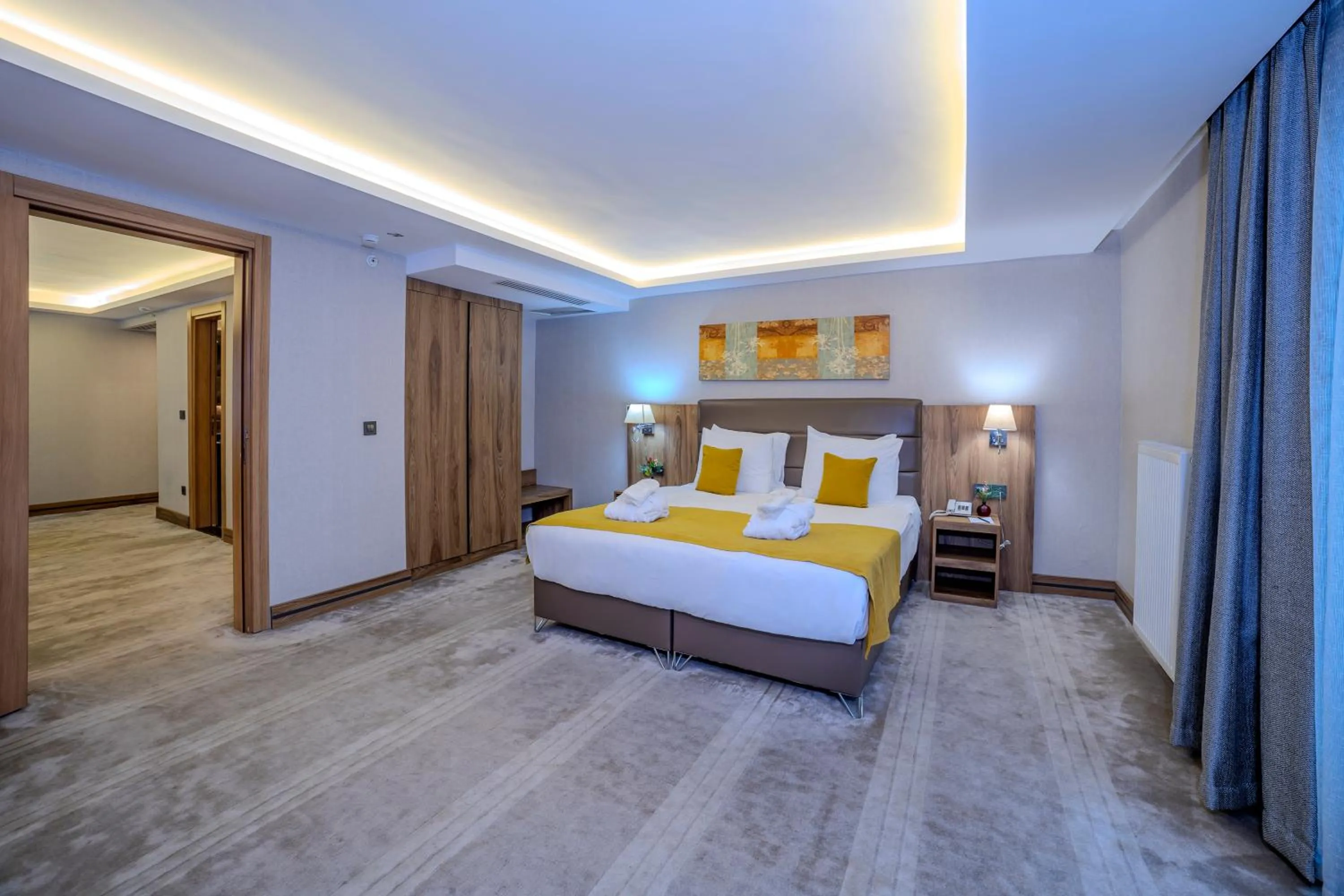 Photo of the whole room, Bed in Royal Termal Hotel