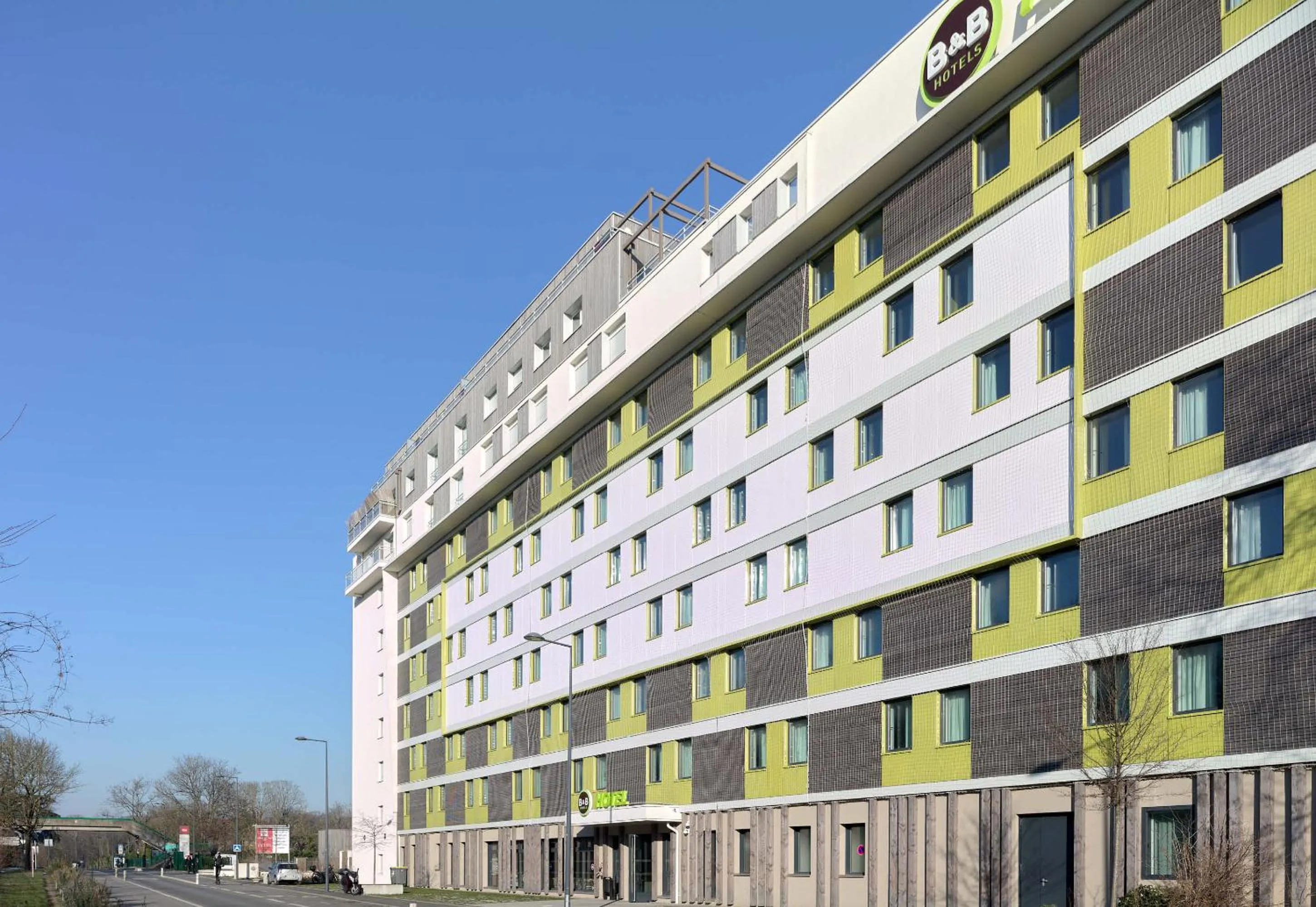 Property building in B&B HOTEL Paris Meudon Vélizy