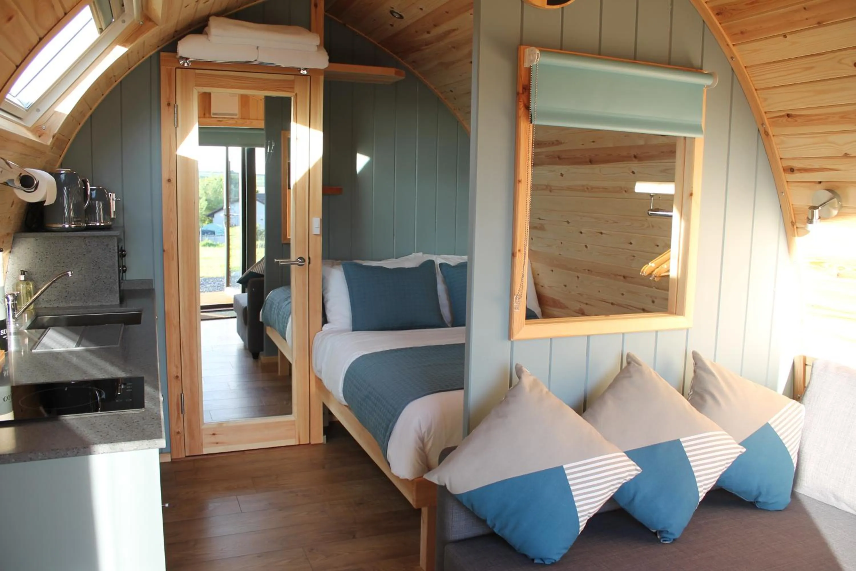 Photo of the whole room in North Star Glamping