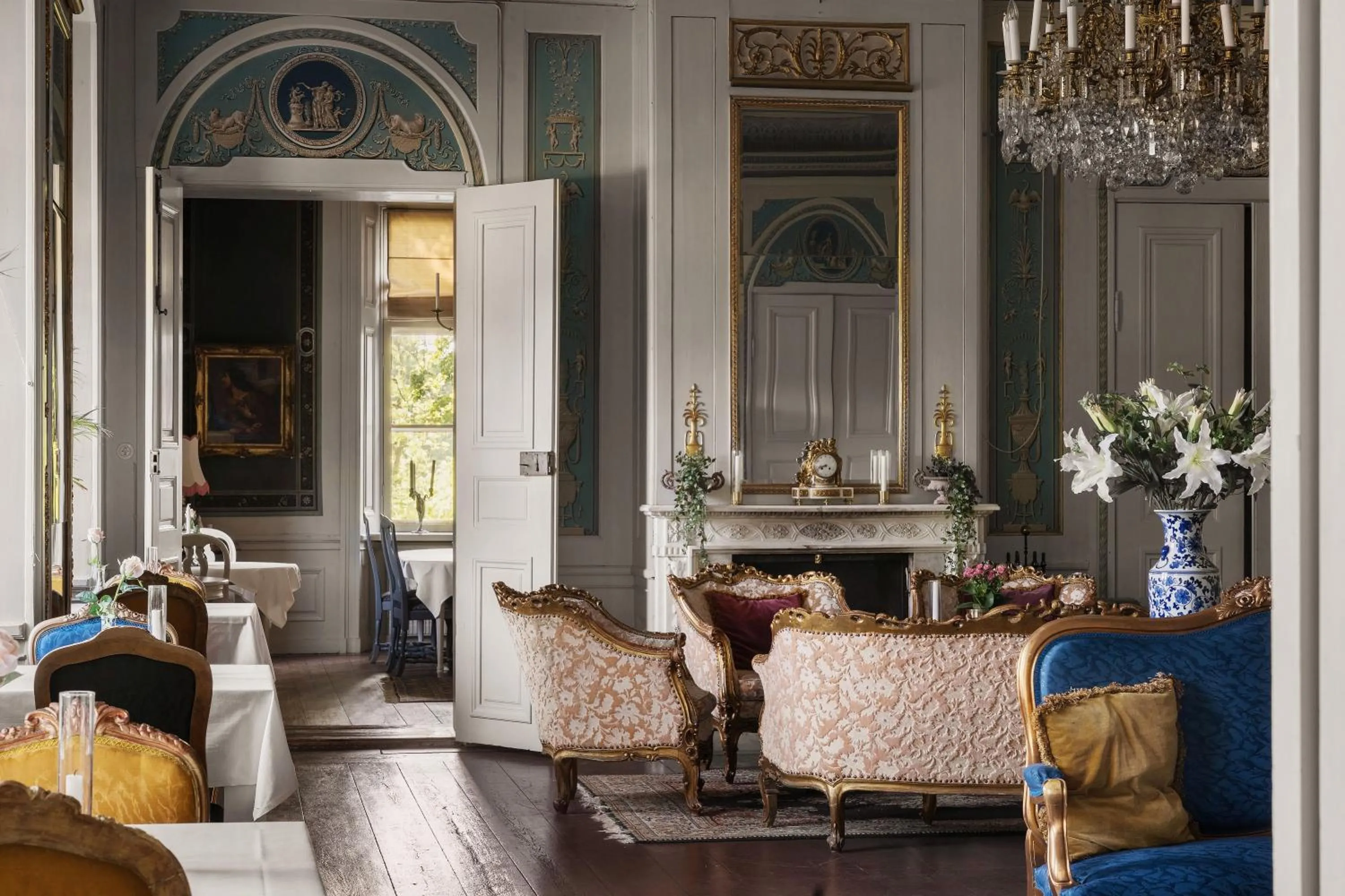 Property building in Husby Säteri