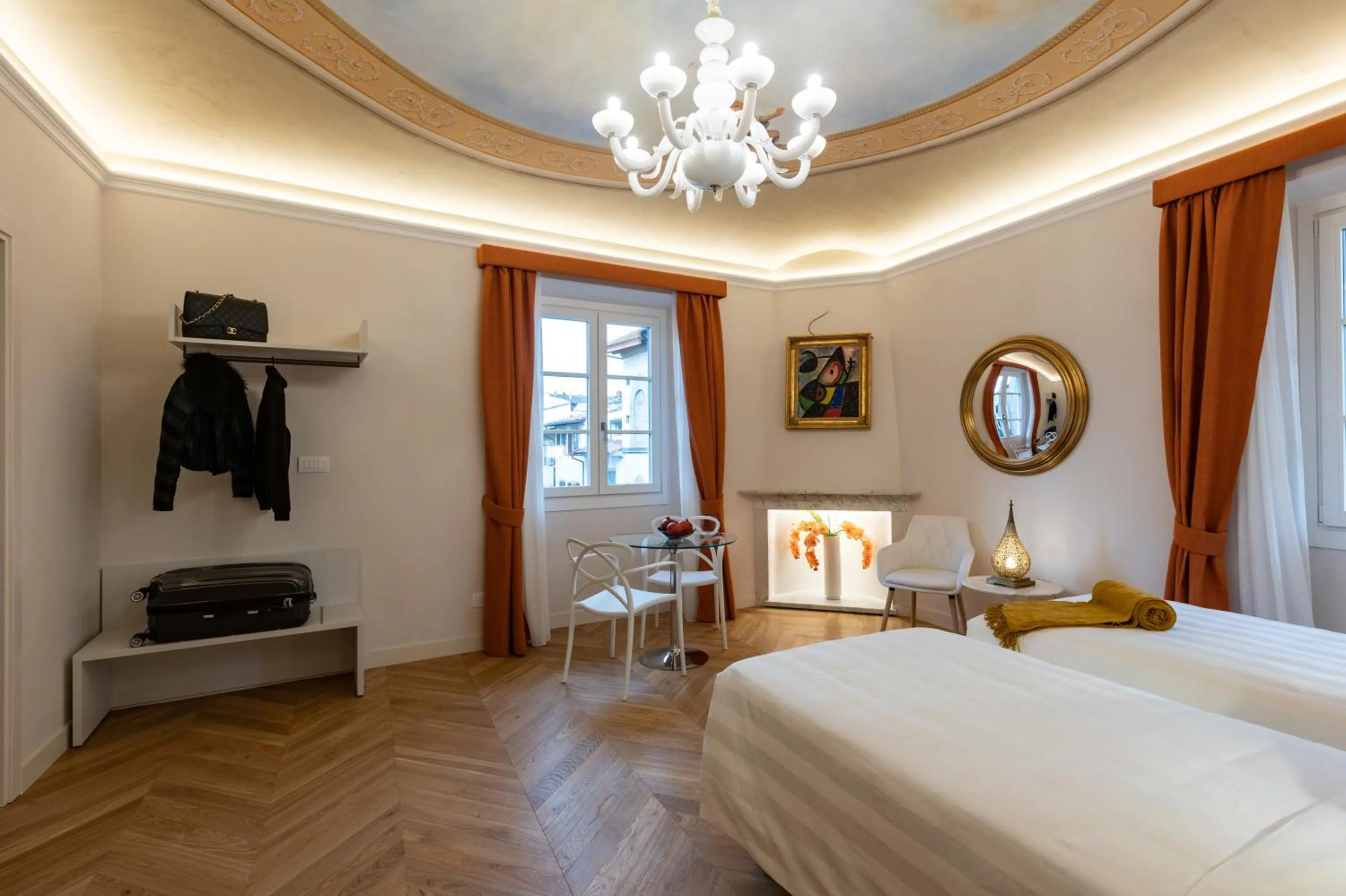 Photo of the whole room, Bed in Kairos by Florence Art Apartments