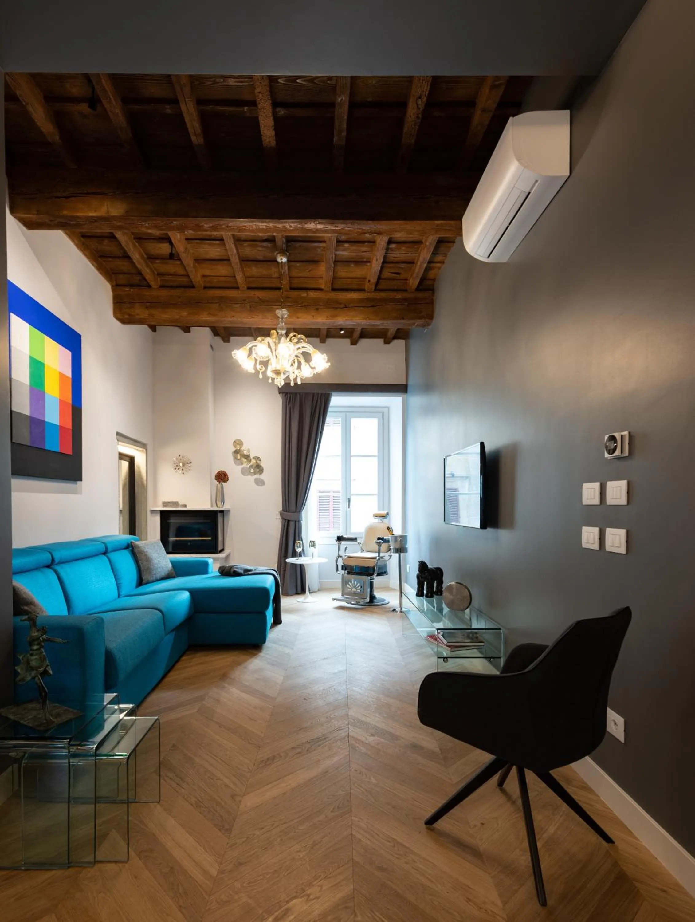 Living room in Kairos by Florence Art Apartments