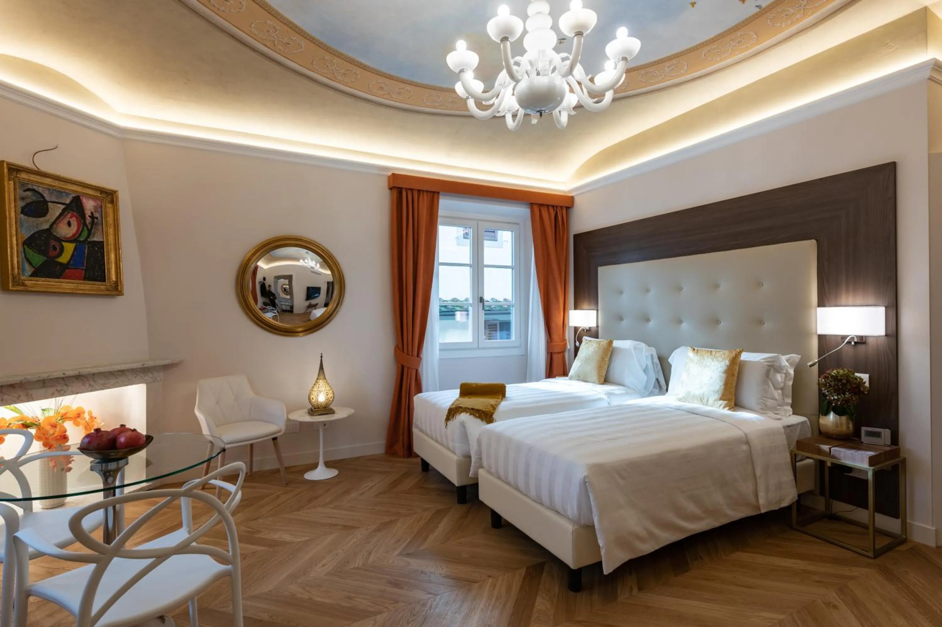 Photo of the whole room, Bed in Kairos by Florence Art Apartments