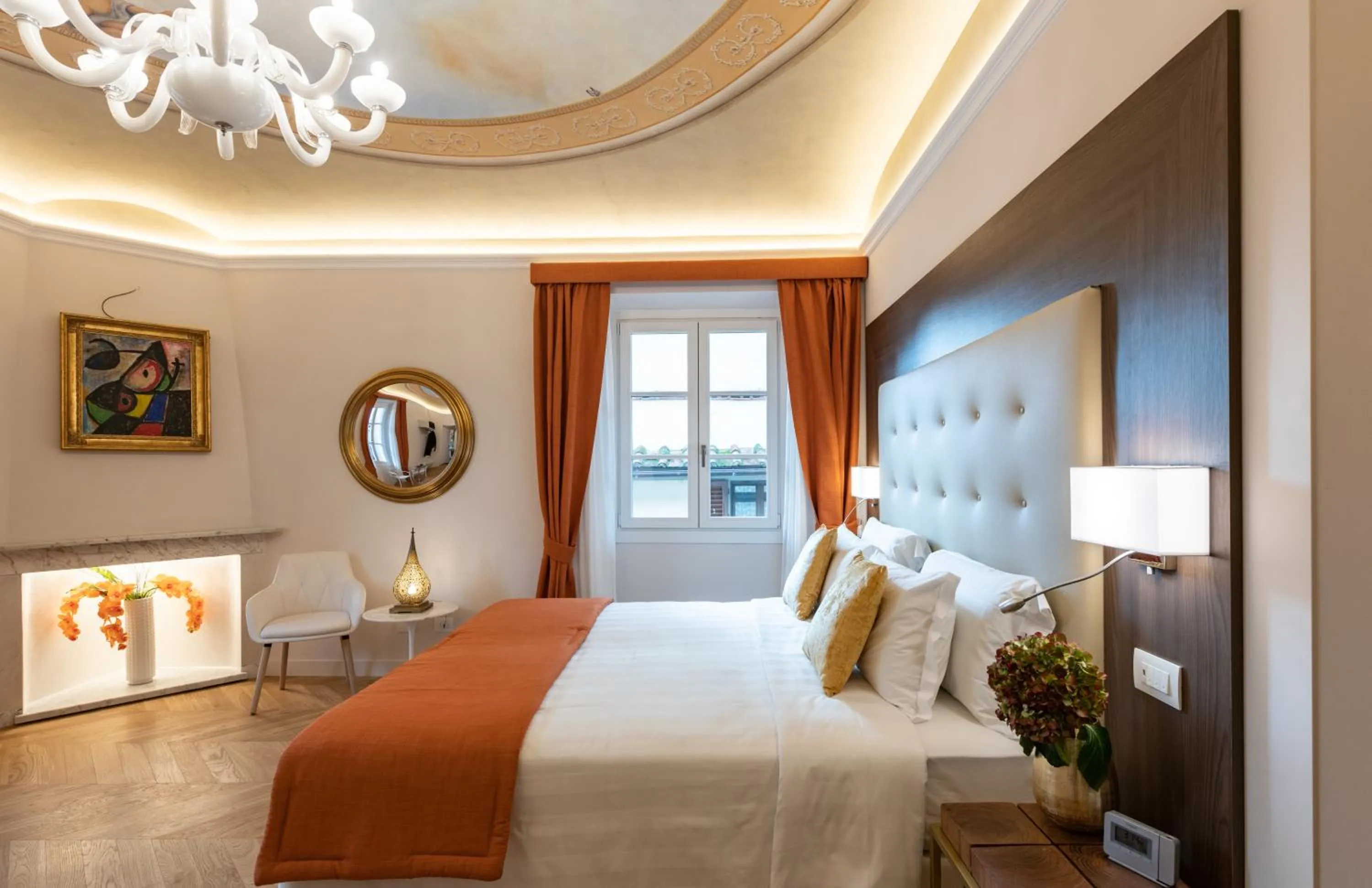 Photo of the whole room, Bed in Kairos by Florence Art Apartments