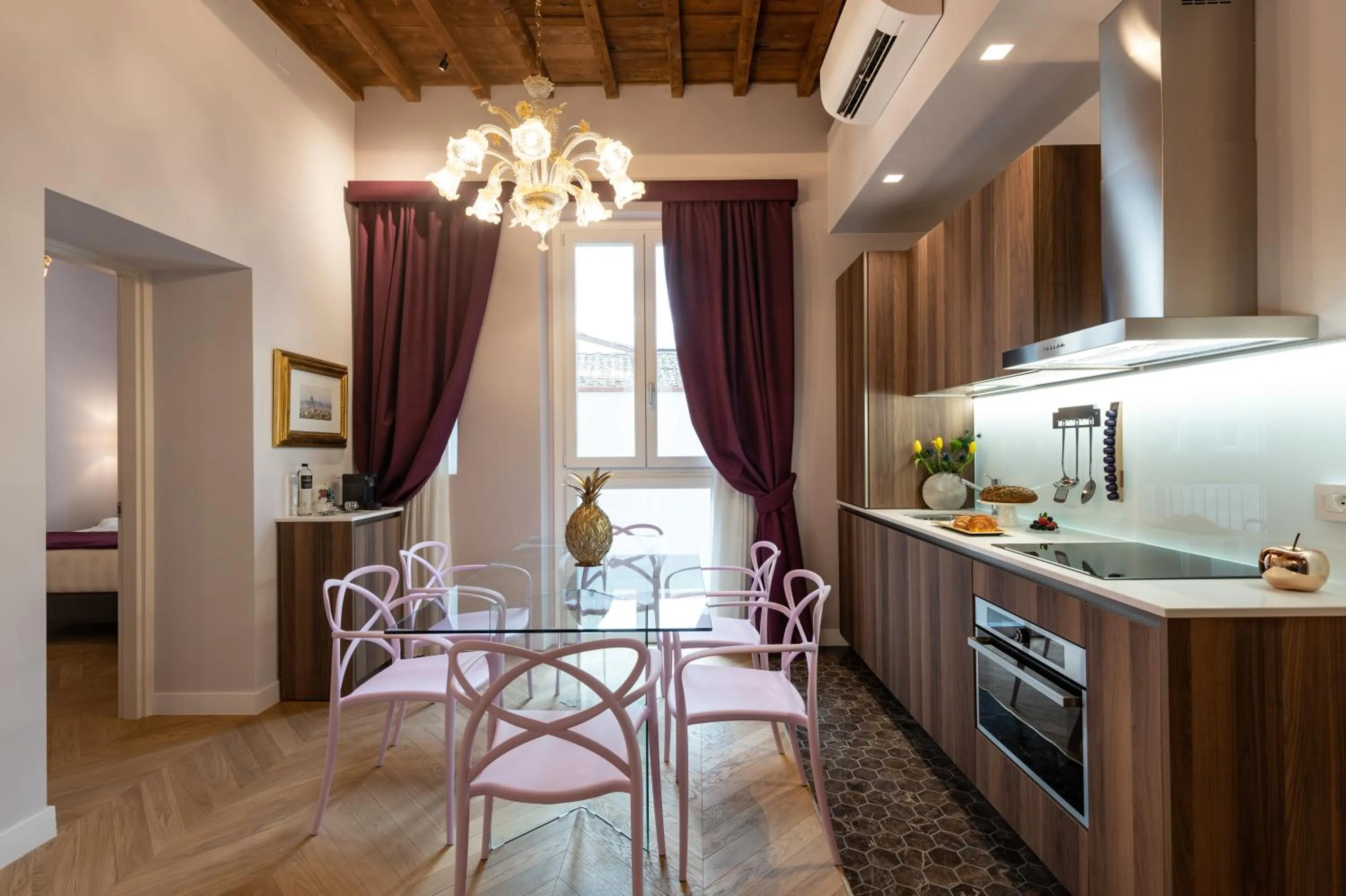 Kitchen or kitchenette in Kairos by Florence Art Apartments
