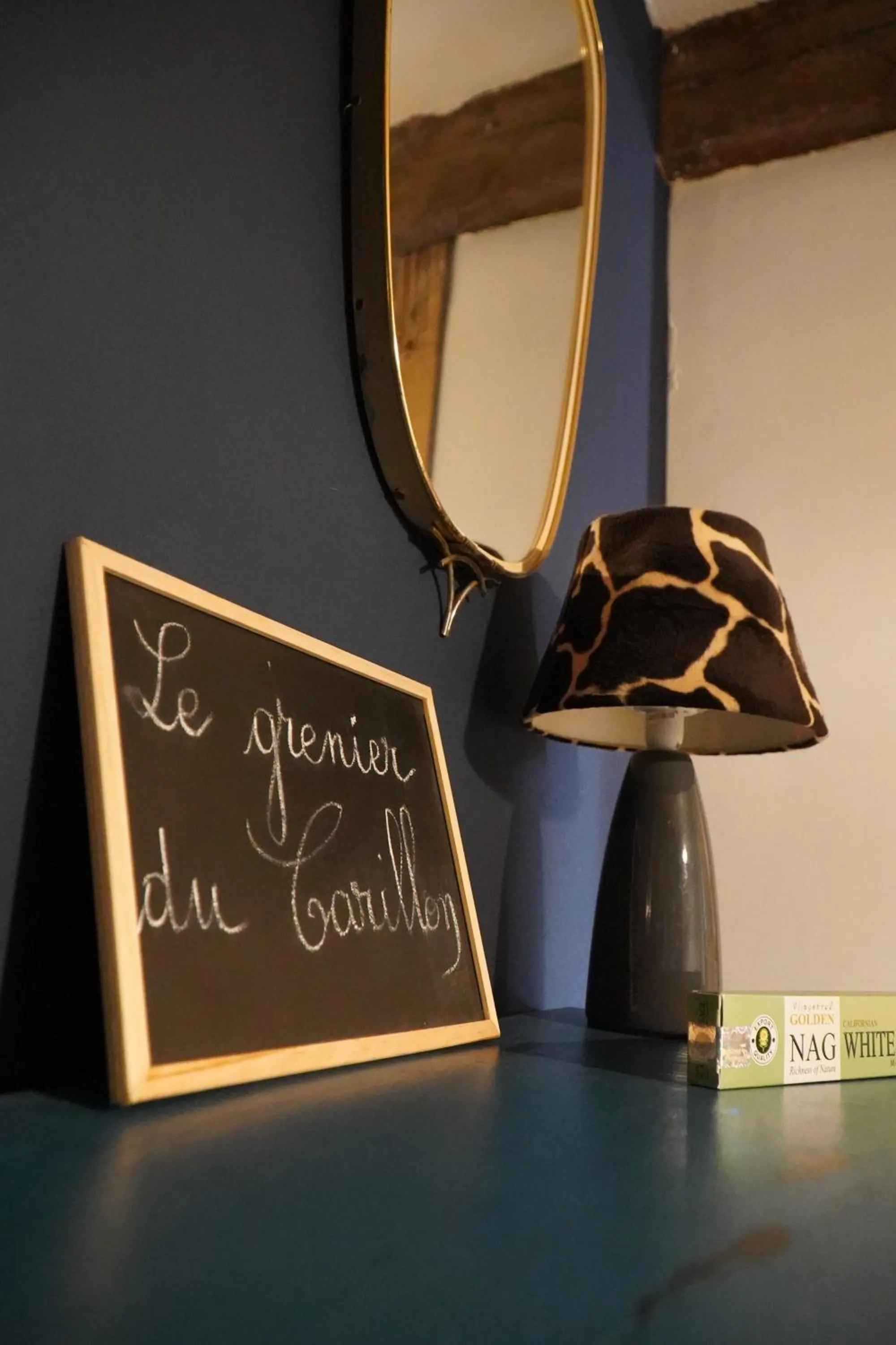 Decorative detail in chambres d'hôtes Le Carillon
