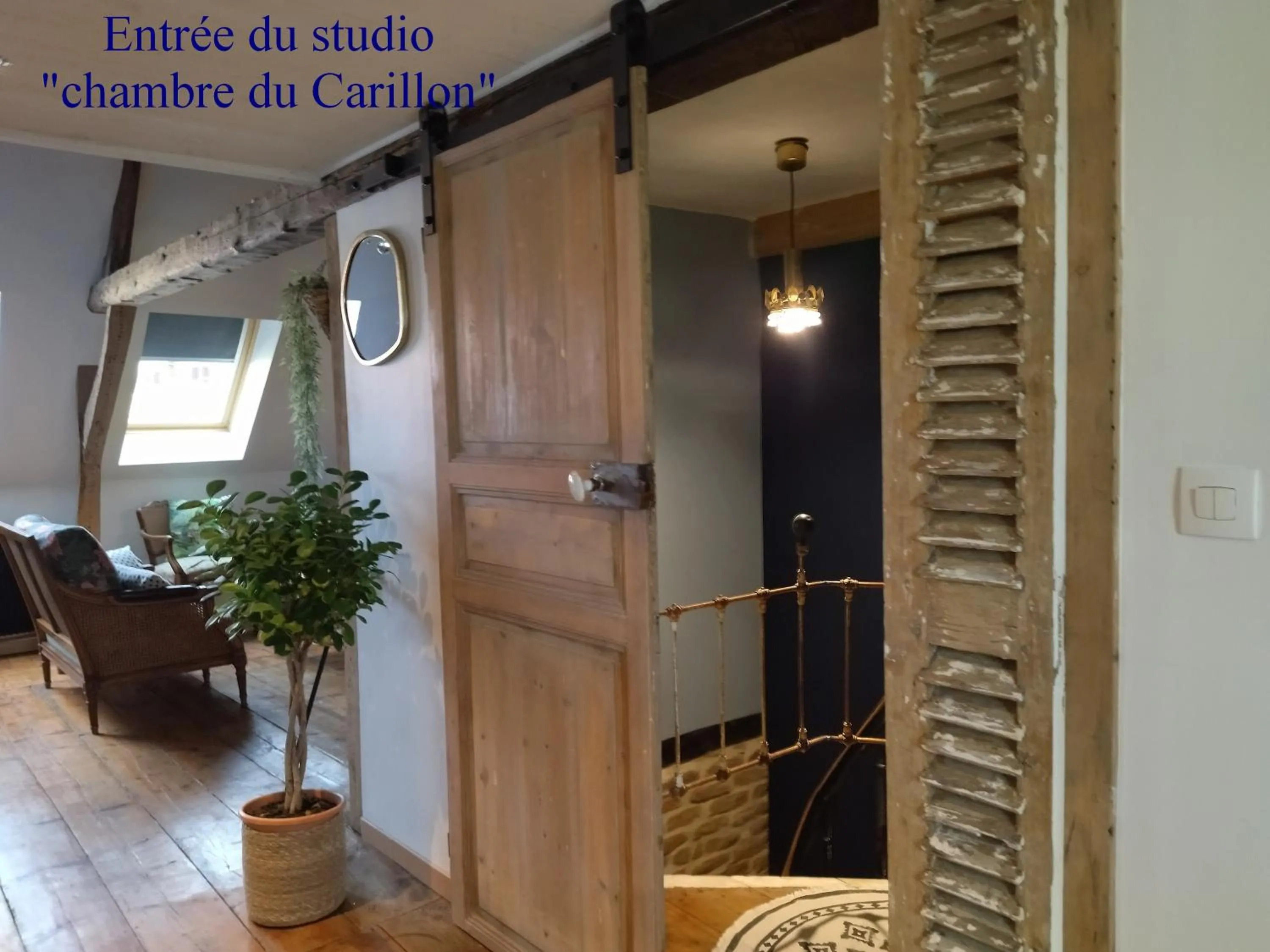 Photo of the whole room in chambres d'hôtes Le Carillon