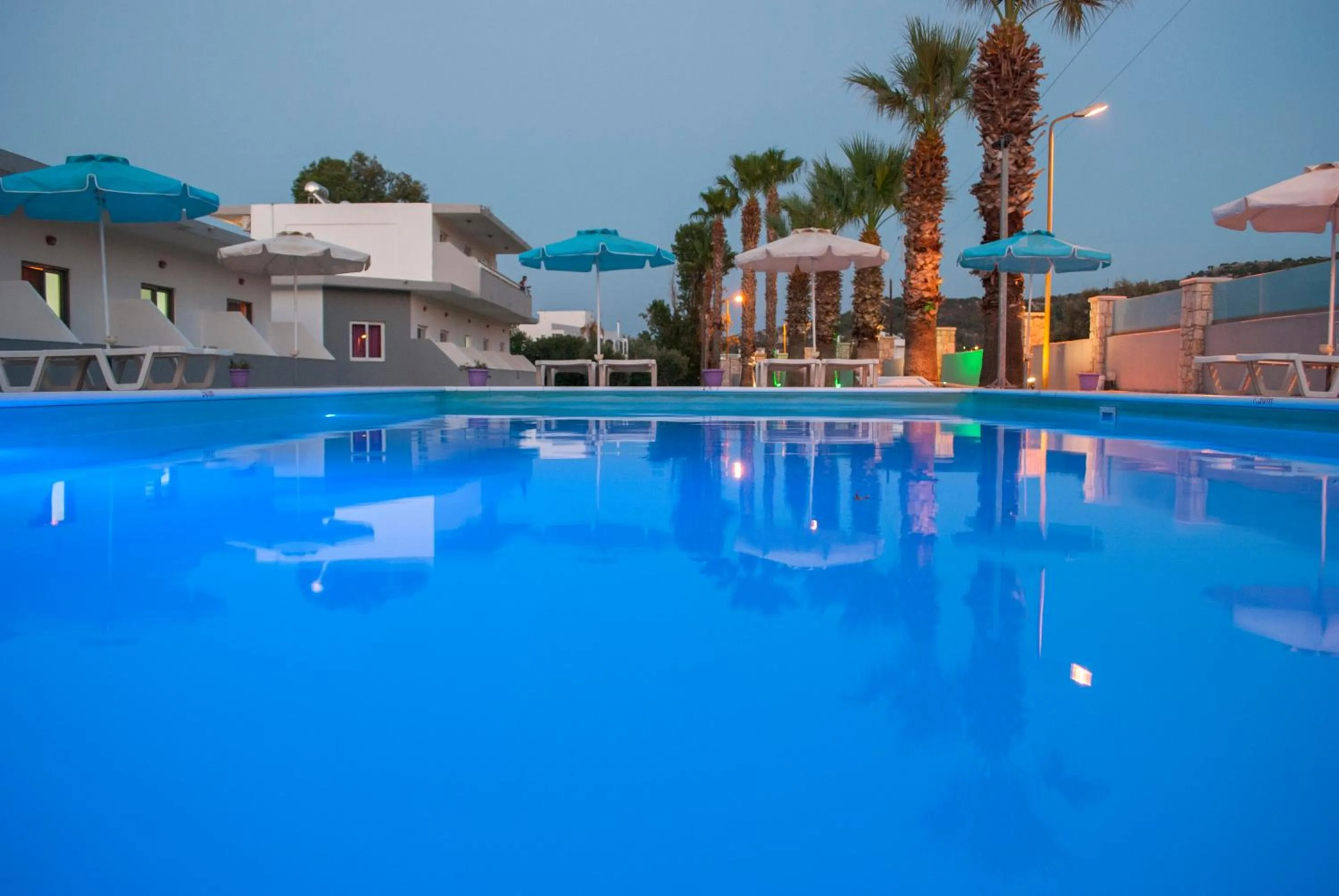 Swimming pool in Vergina Sun