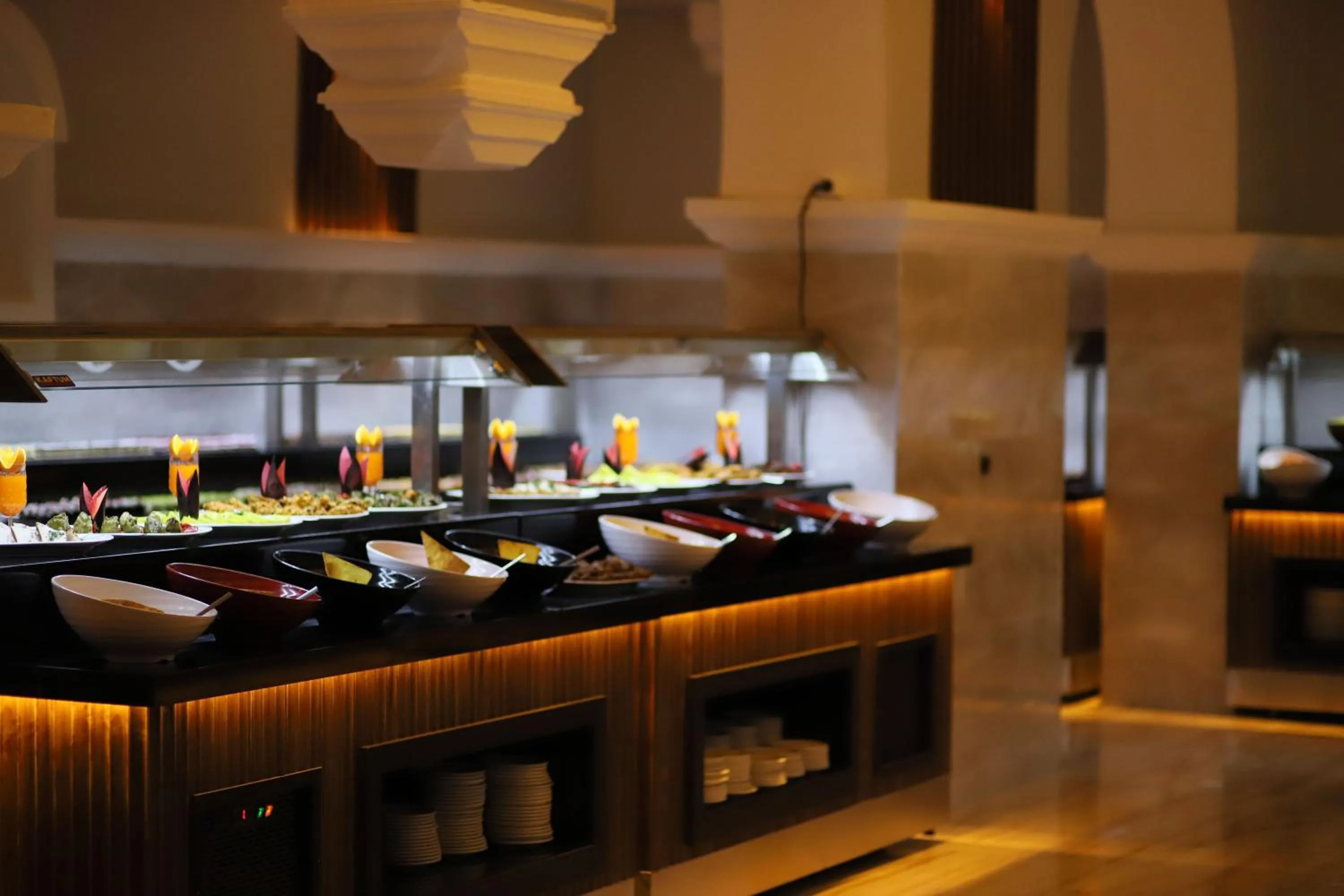 Restaurant/places to eat in Emin Koçak Termal & Spa - Convention Center