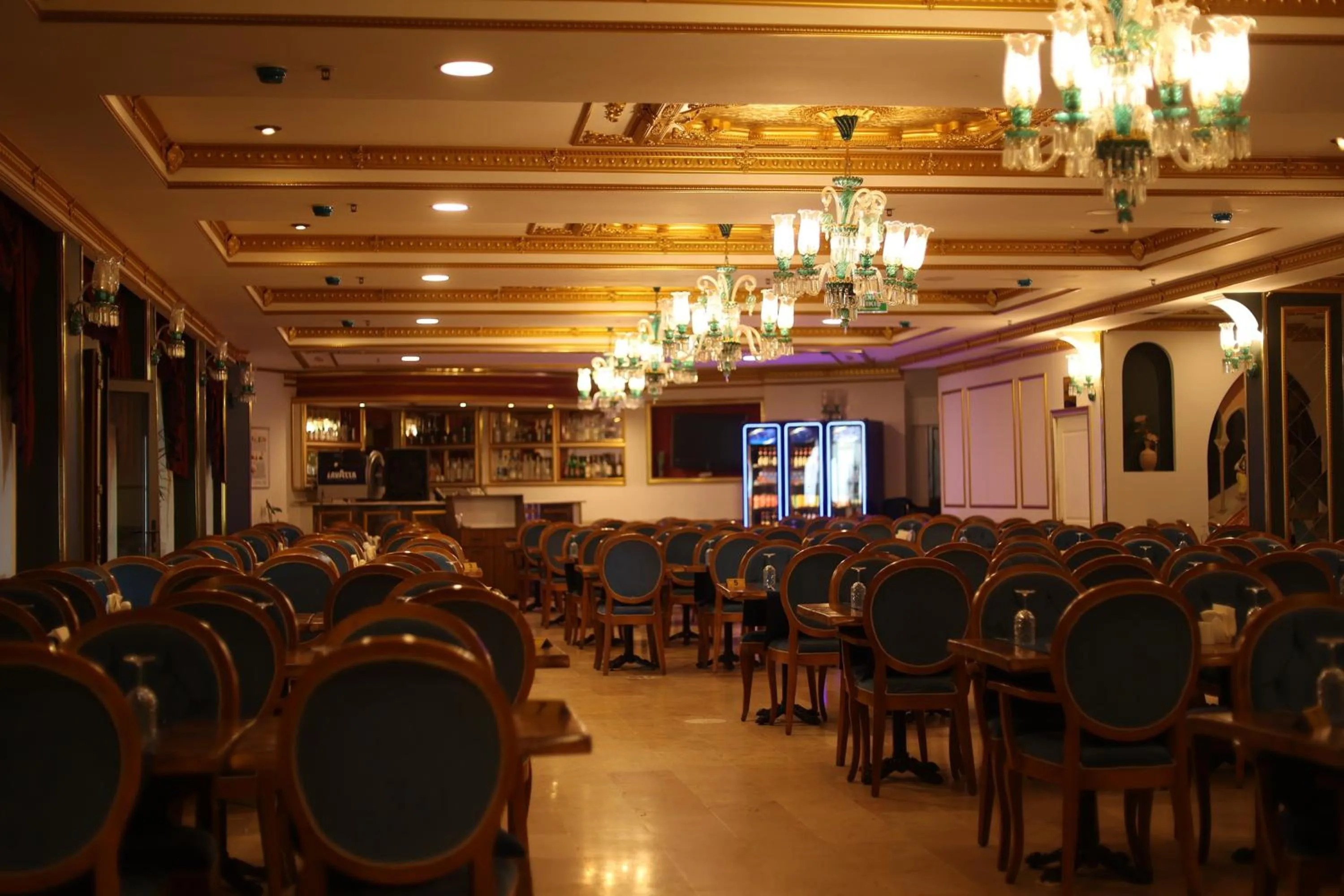 Restaurant/places to eat in Emin Koçak Termal & Spa - Convention Center