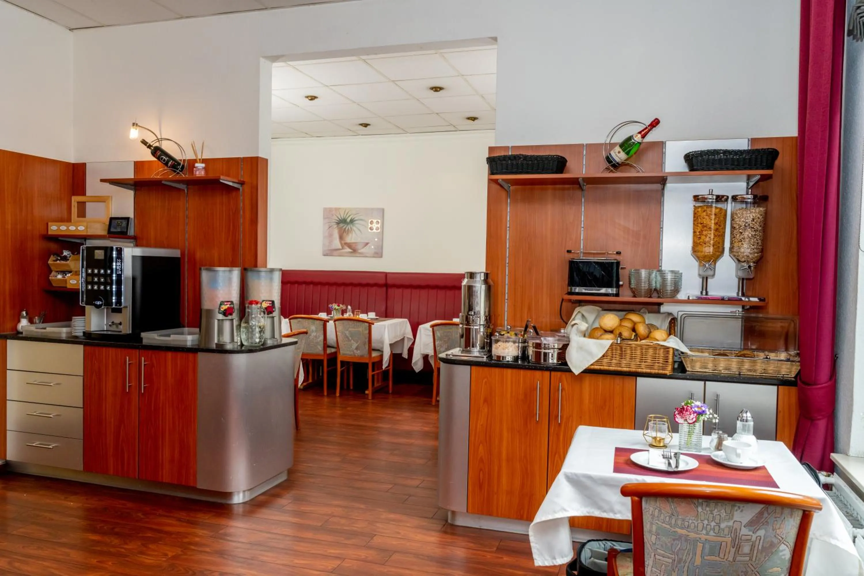 Hotel Lumen am Hauptbahnhof