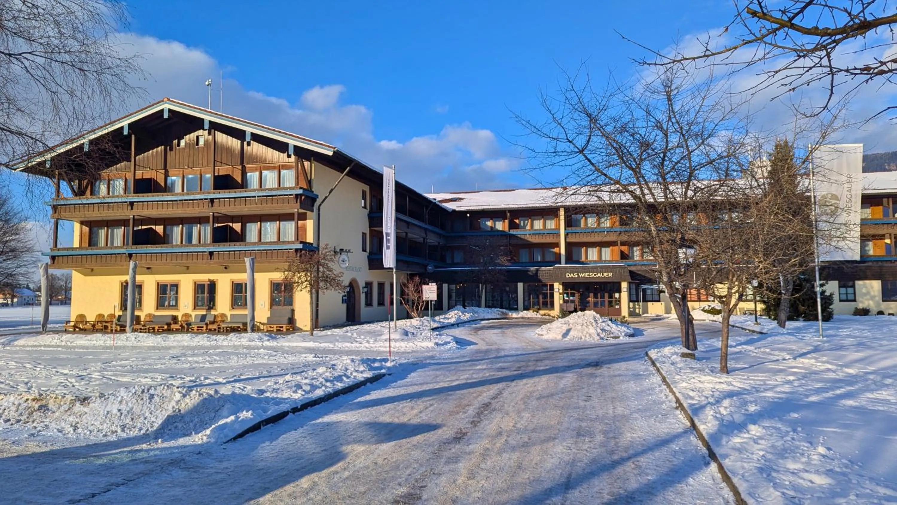 Property building in Das Wiesgauer - Alpenhotel Inzell