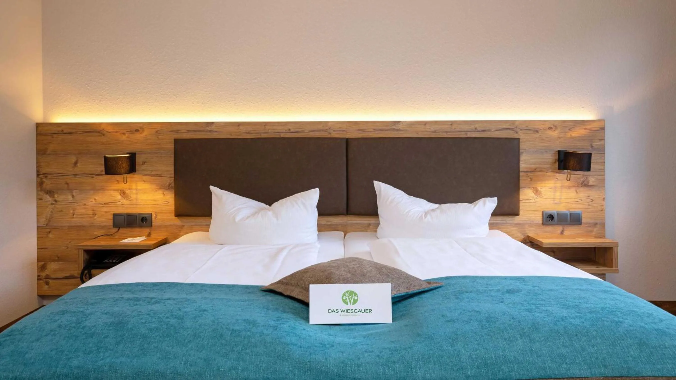 Photo of the whole room, Bed in Das Wiesgauer - Alpenhotel Inzell