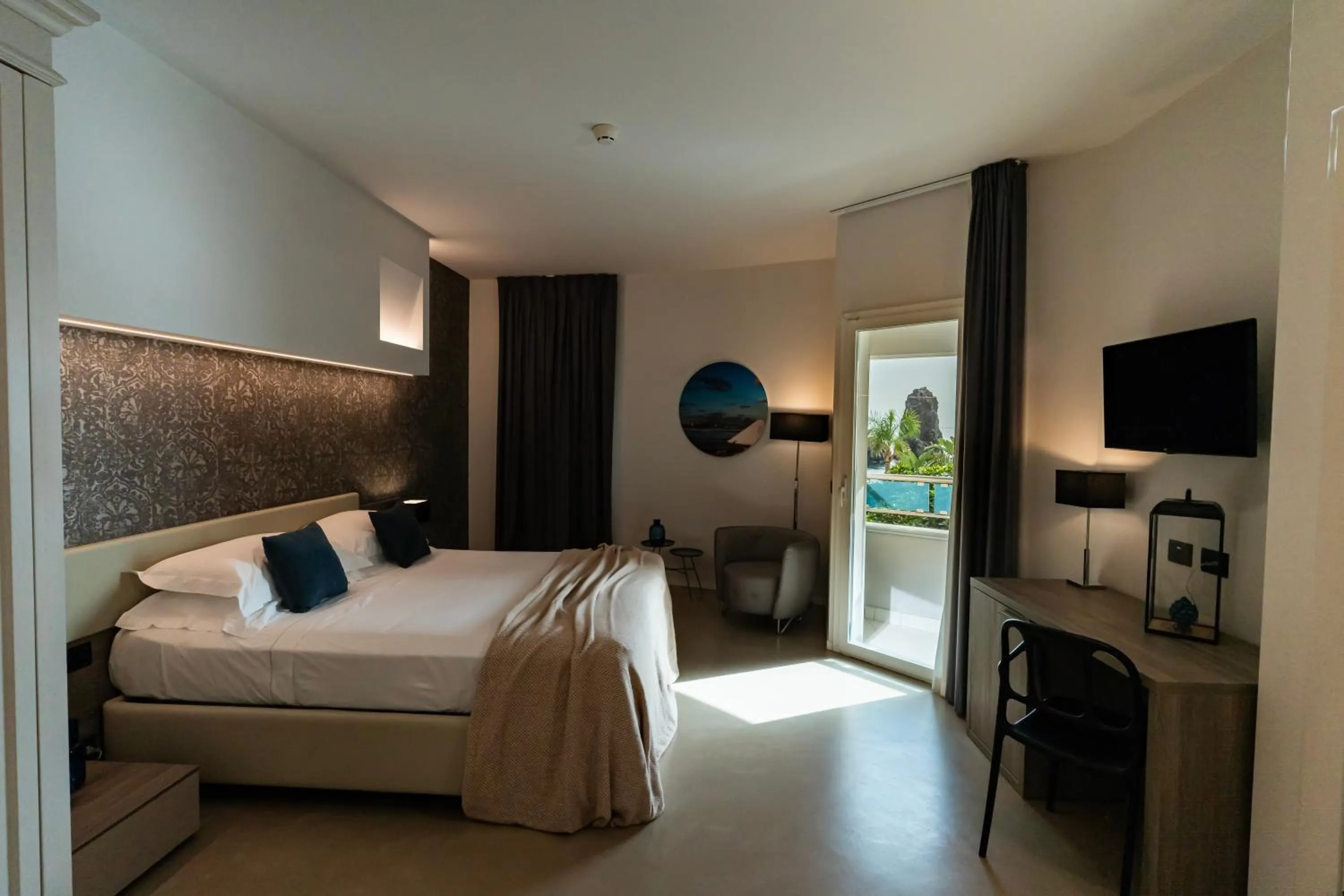 Bed in Grand Hotel Faraglioni