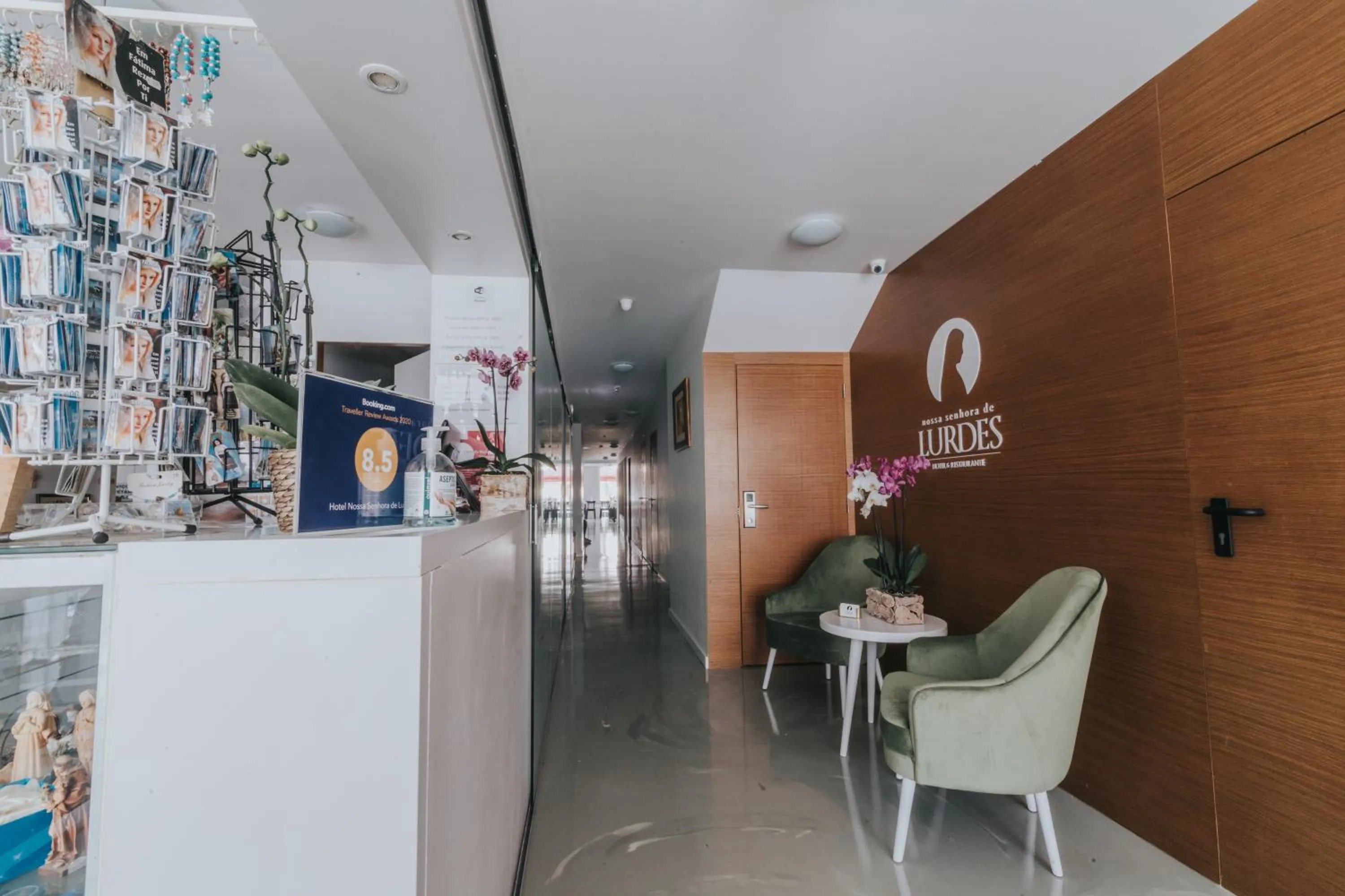 Lobby or reception in Hotel Nossa Senhora de Lurdes