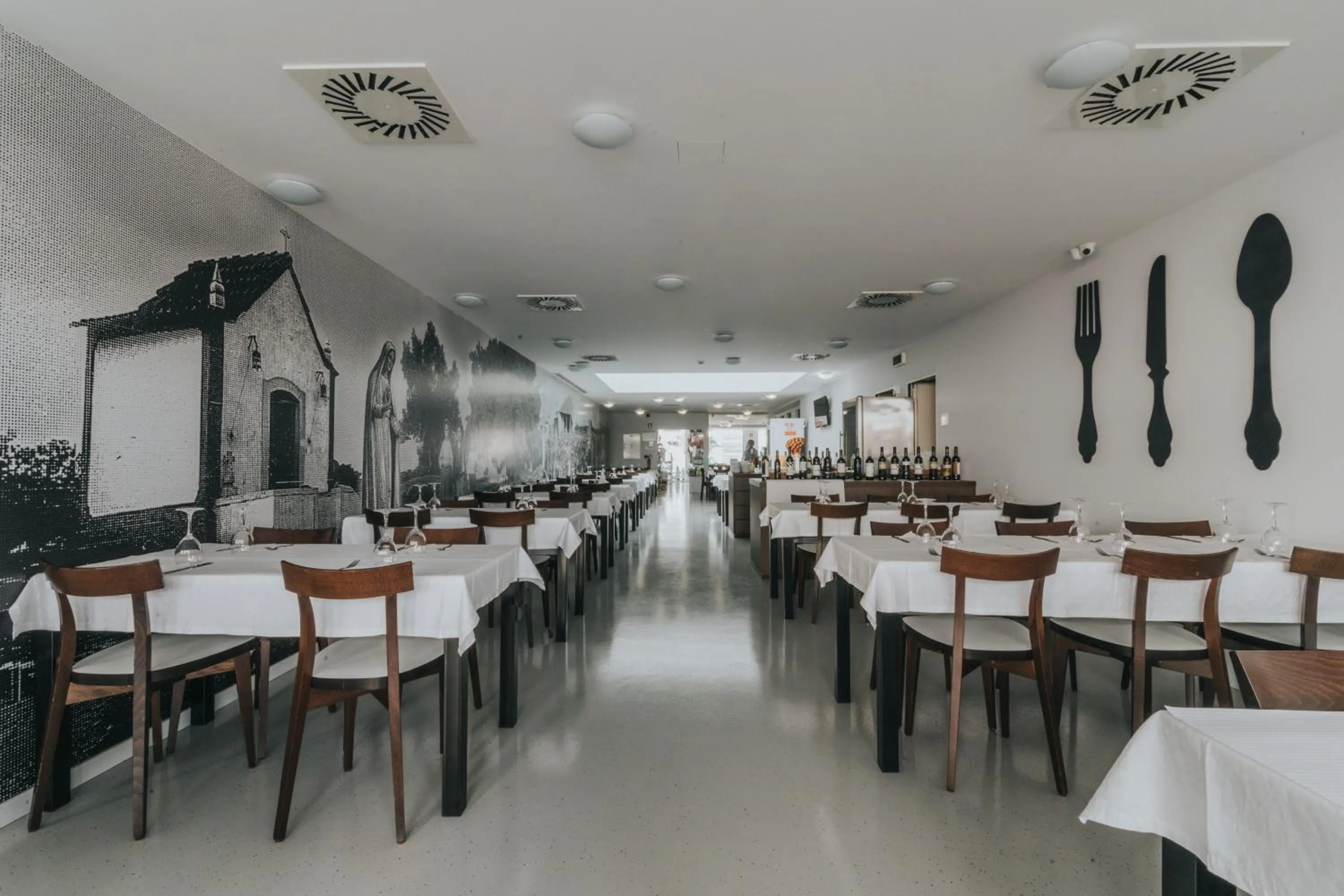 Restaurant/places to eat in Hotel Nossa Senhora de Lurdes