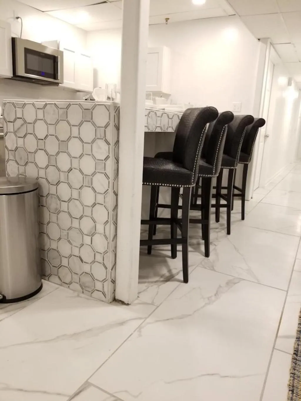 Dining area in 7BR- SLEEPS 15! Celebrity Villa! Great Rates!!