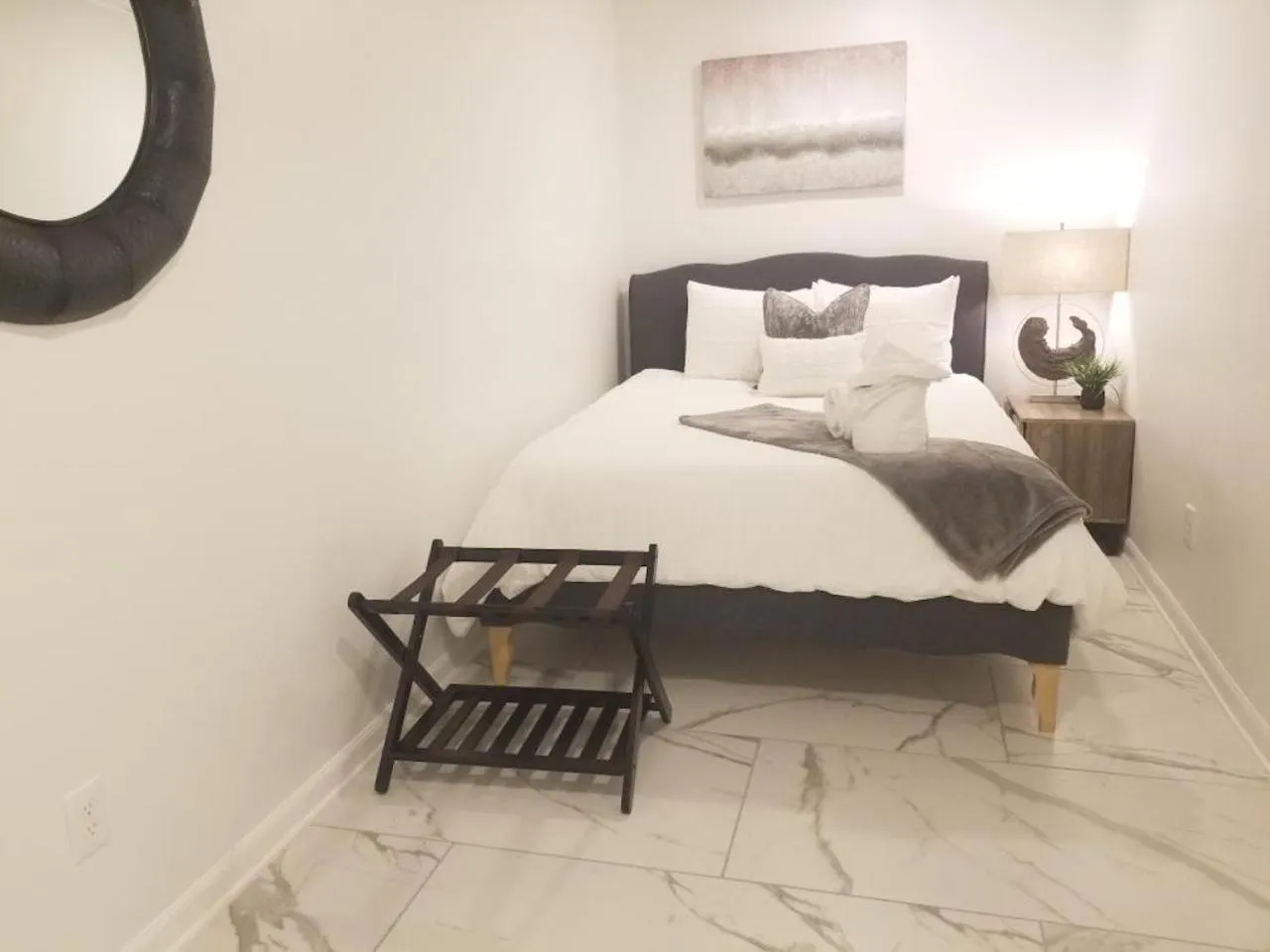 Bedroom, Bed in 7BR- SLEEPS 15! Celebrity Villa! Great Rates!!