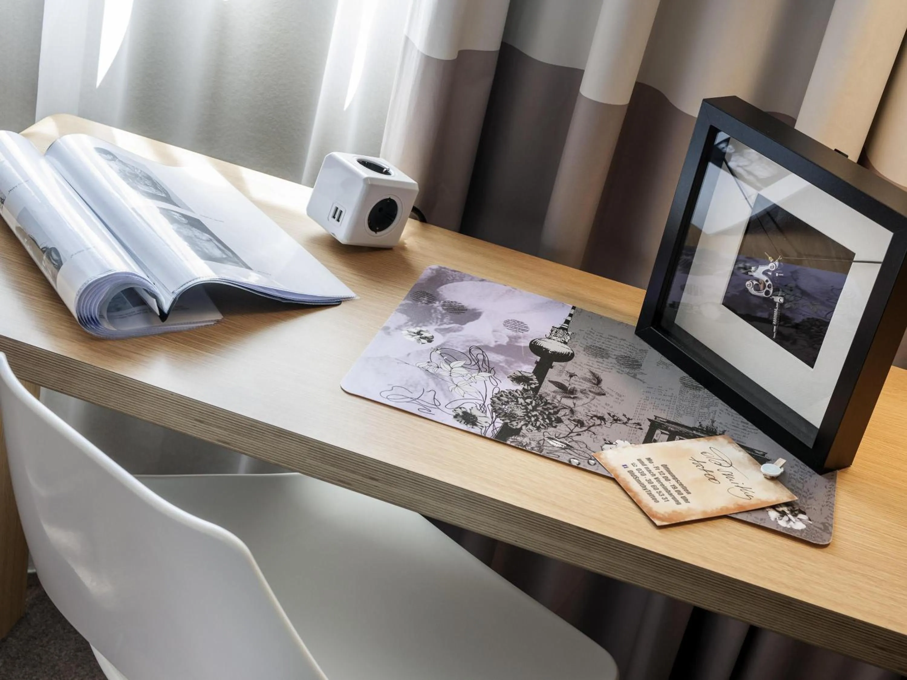 Bedroom, Bed in ibis Berlin Mitte