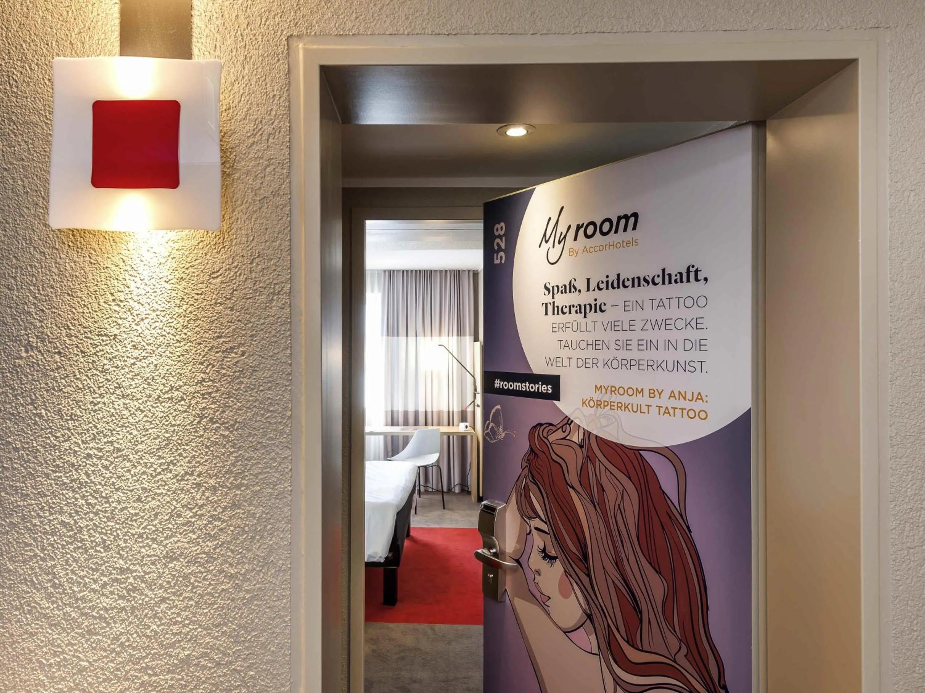 Bedroom in ibis Berlin Mitte