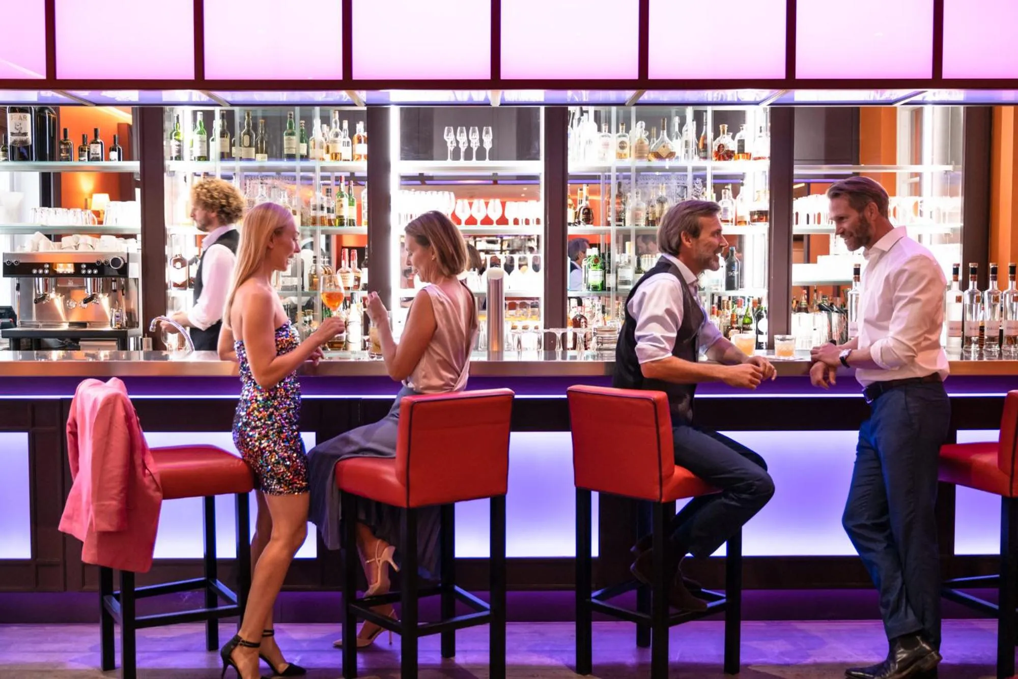 Lounge or bar in Gräflicher Park Health & Balance Resort