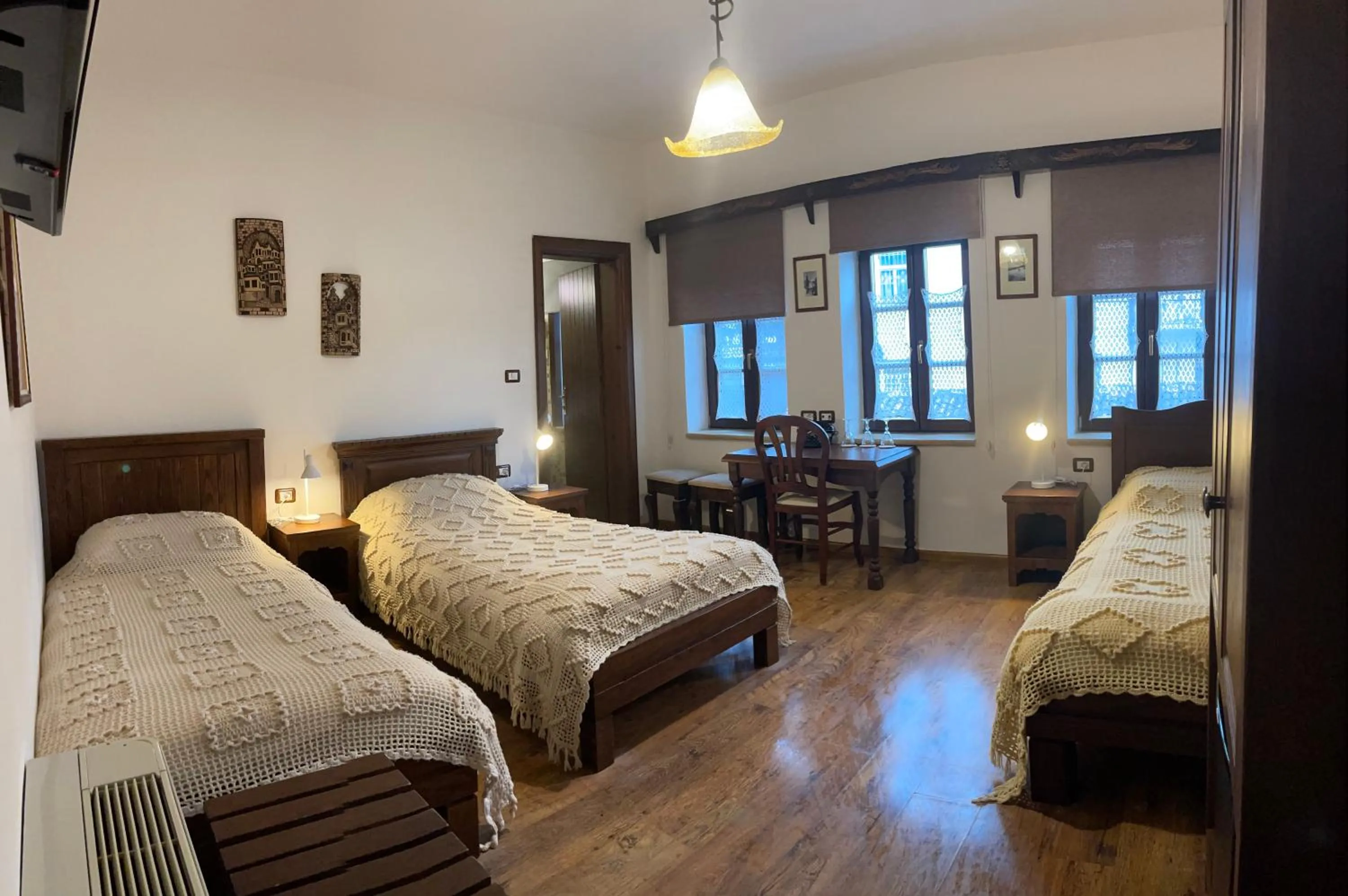 Bed in Hotel Mangalemi