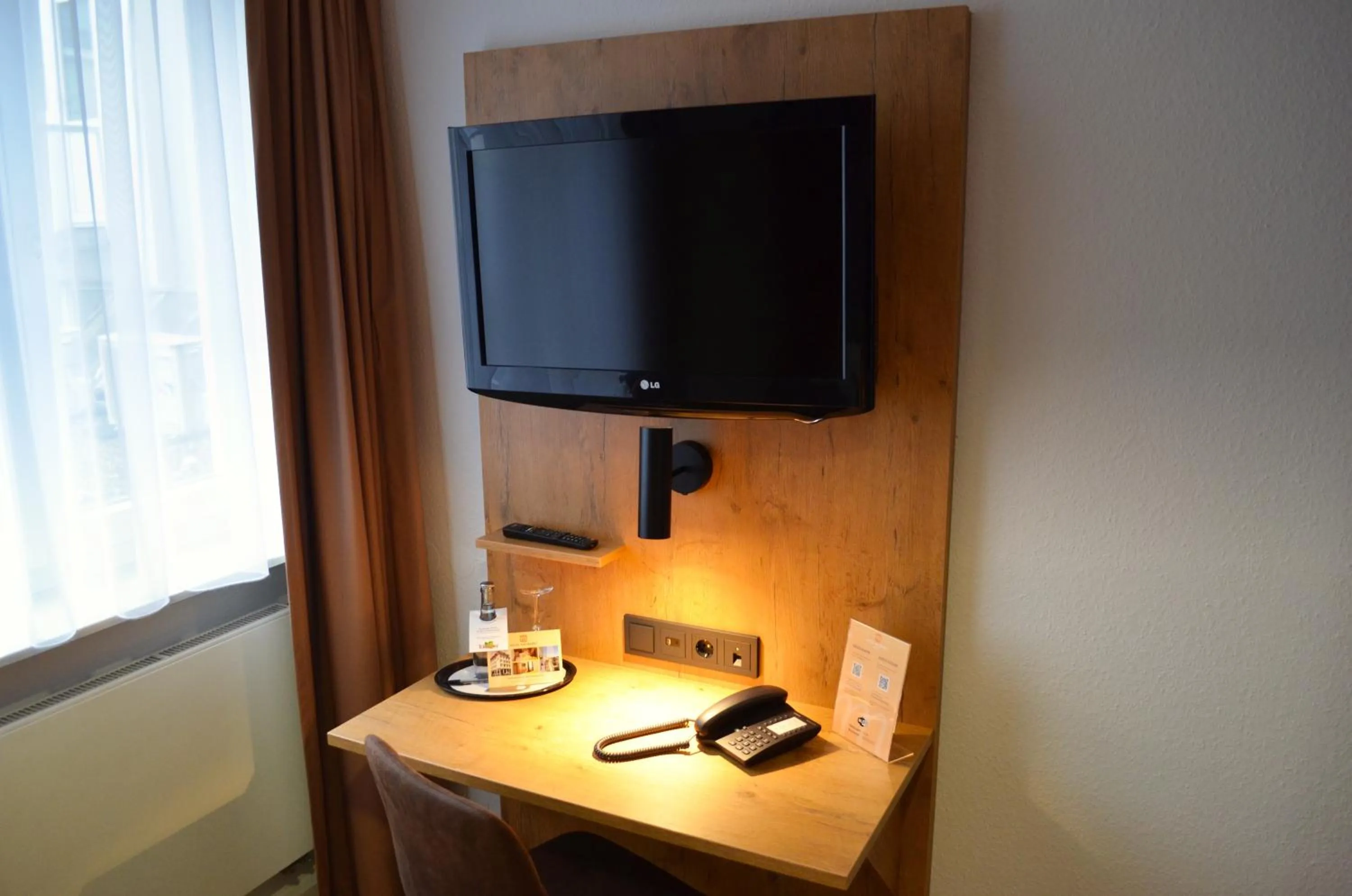 TV and multimedia in Hotel Am Markt