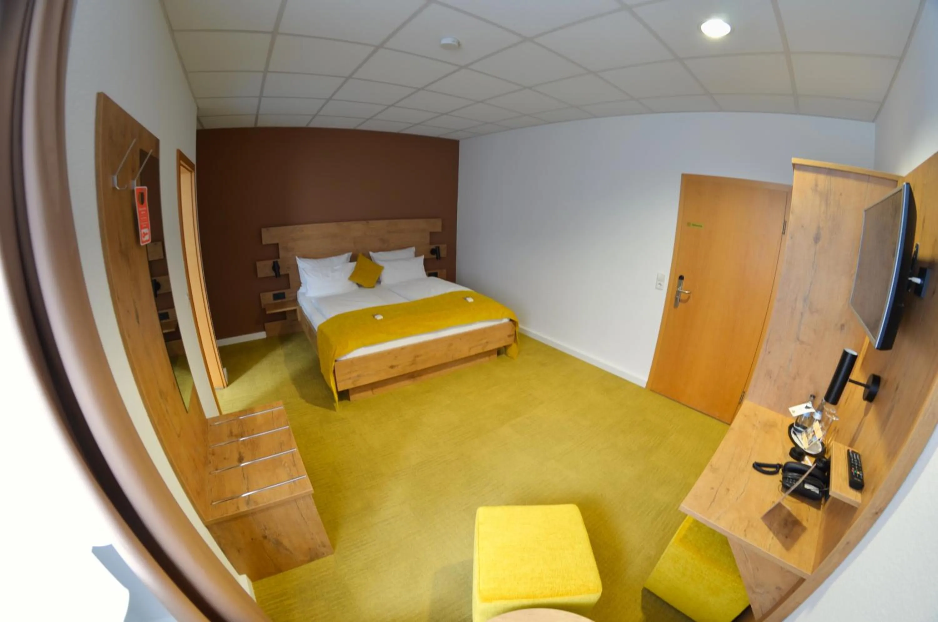 Photo of the whole room, Bed in Hotel Am Markt