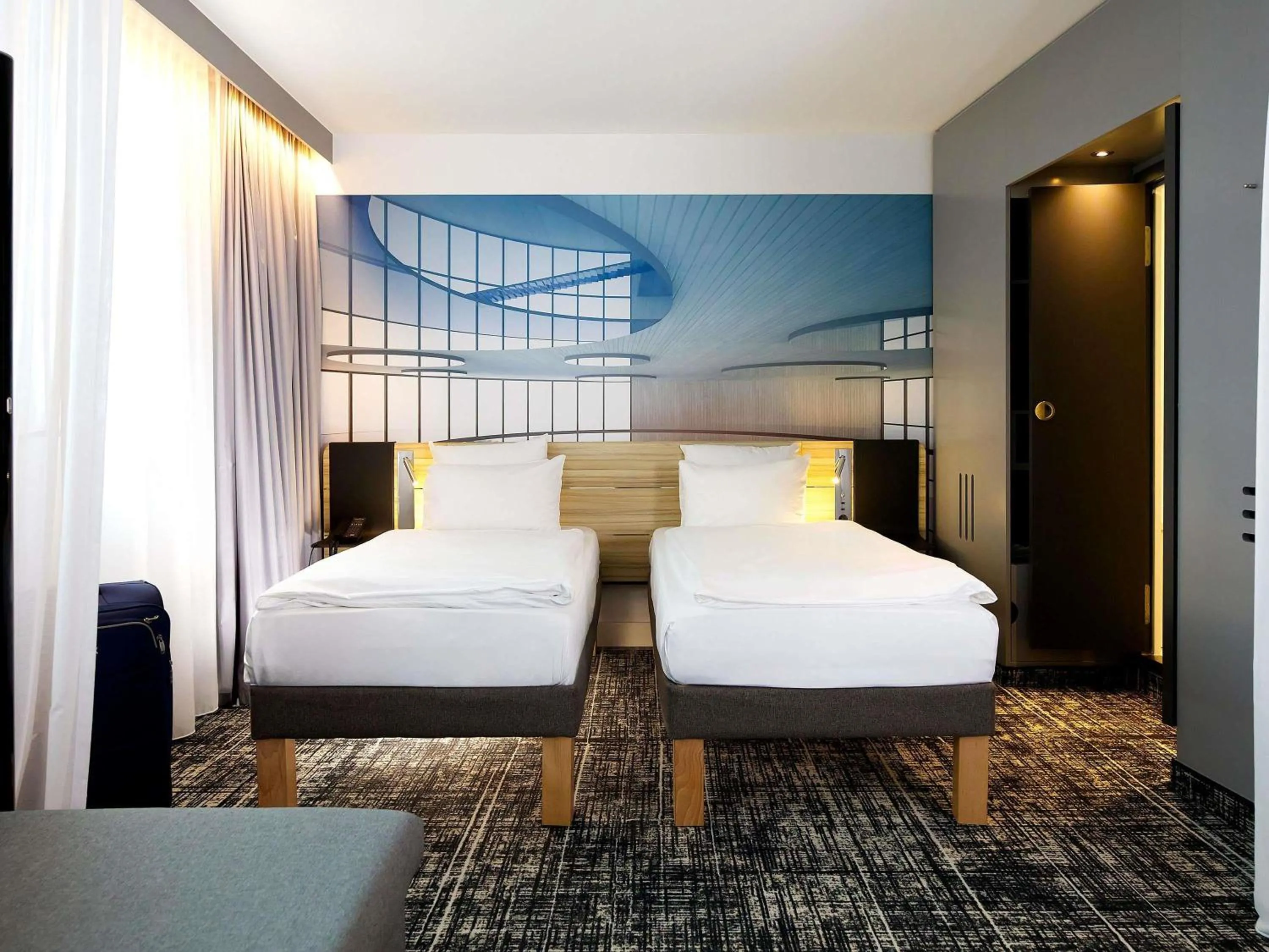 Bedroom, Bed in Novotel Suites Berlin City Potsdamer Platz