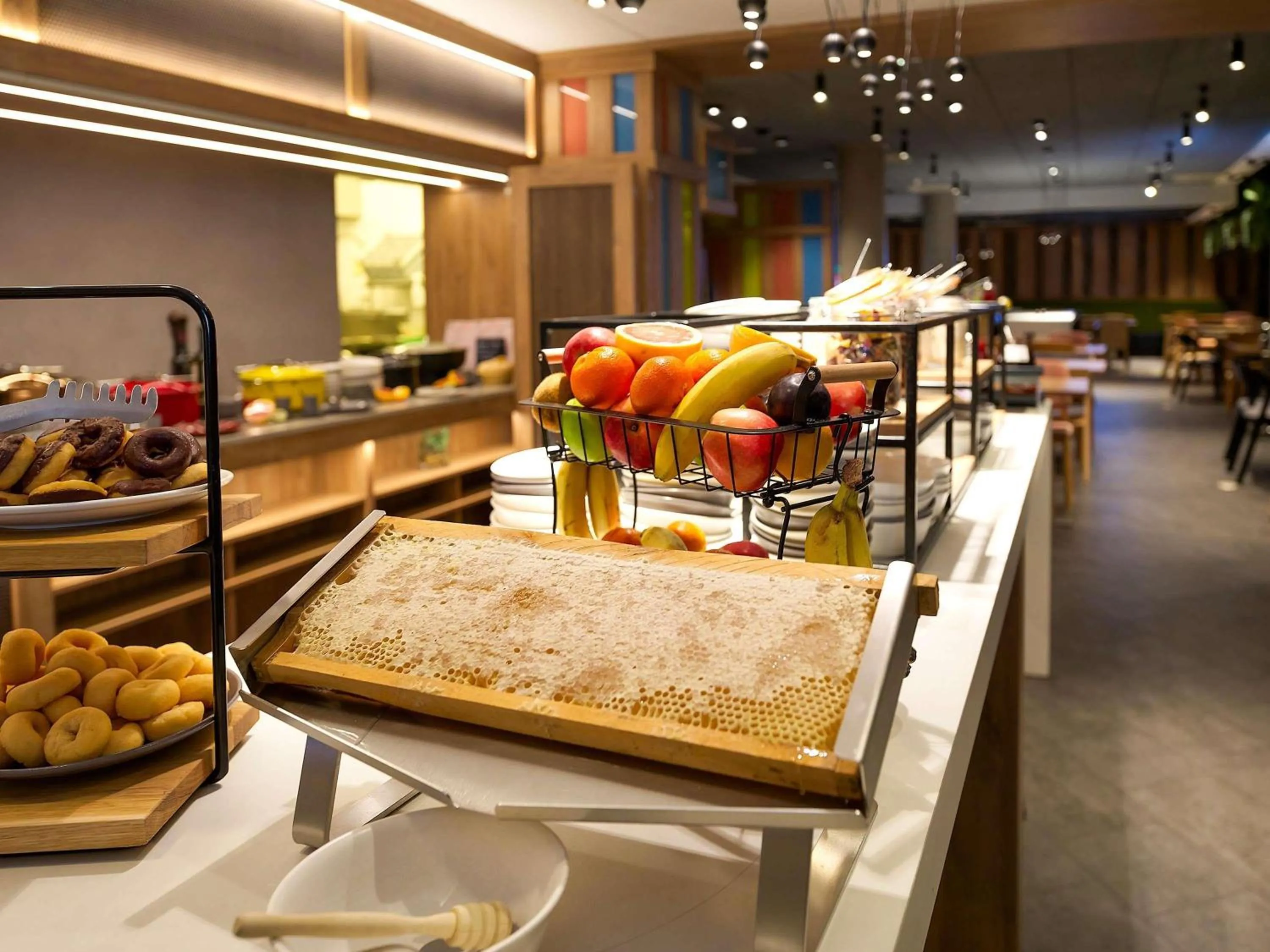 Breakfast in Novotel Suites Berlin City Potsdamer Platz