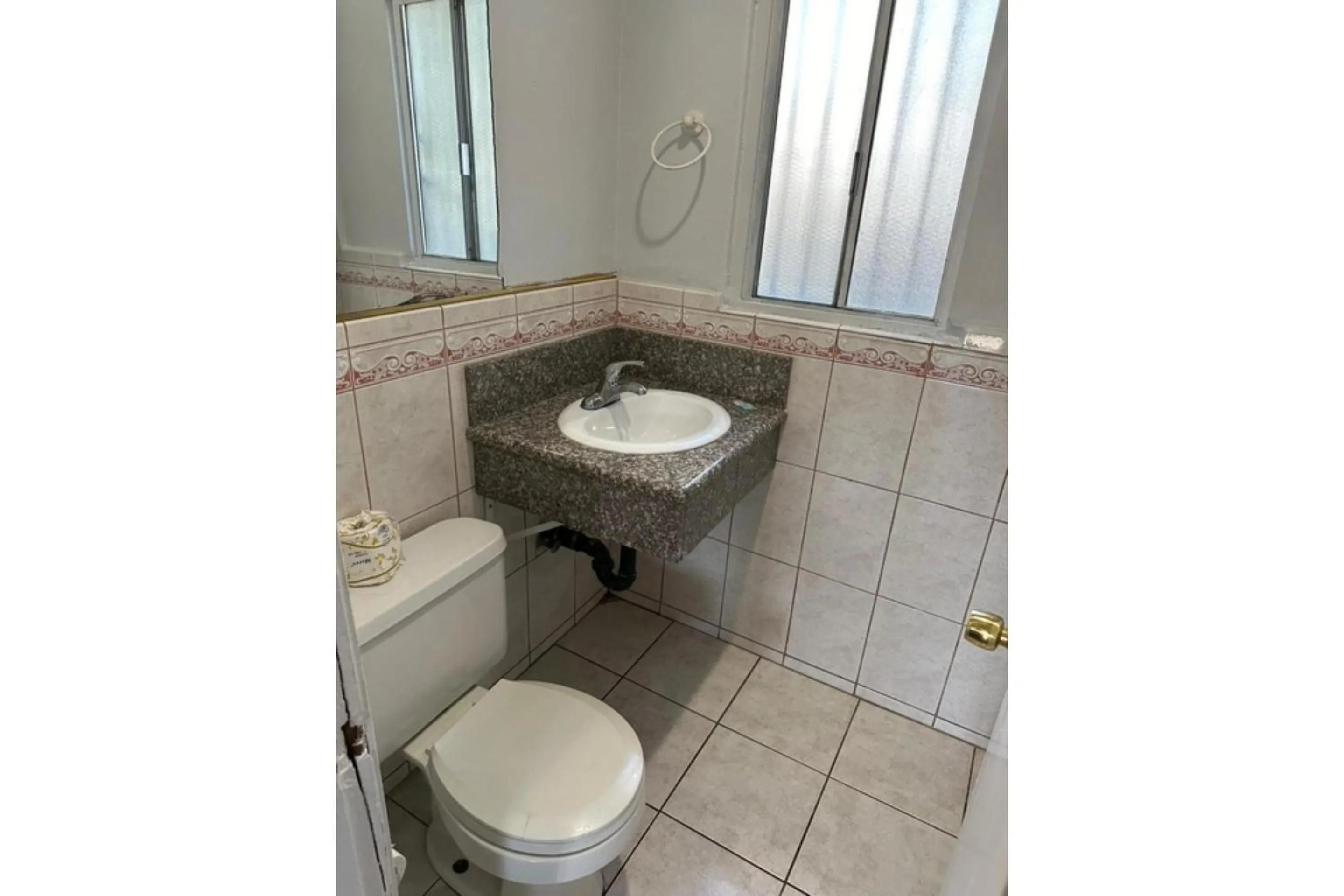 Bathroom in Heritage Inn