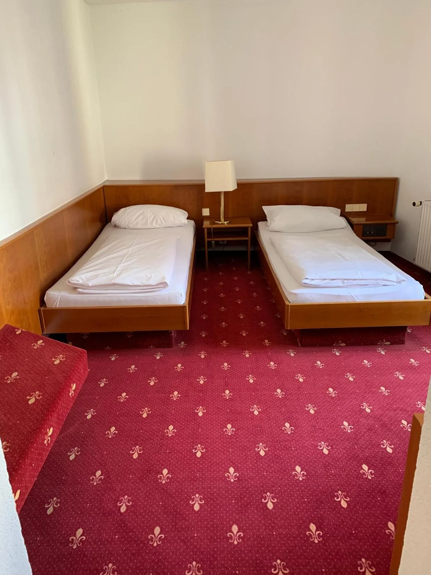 Bed in Hotel Erlenbacher Hof