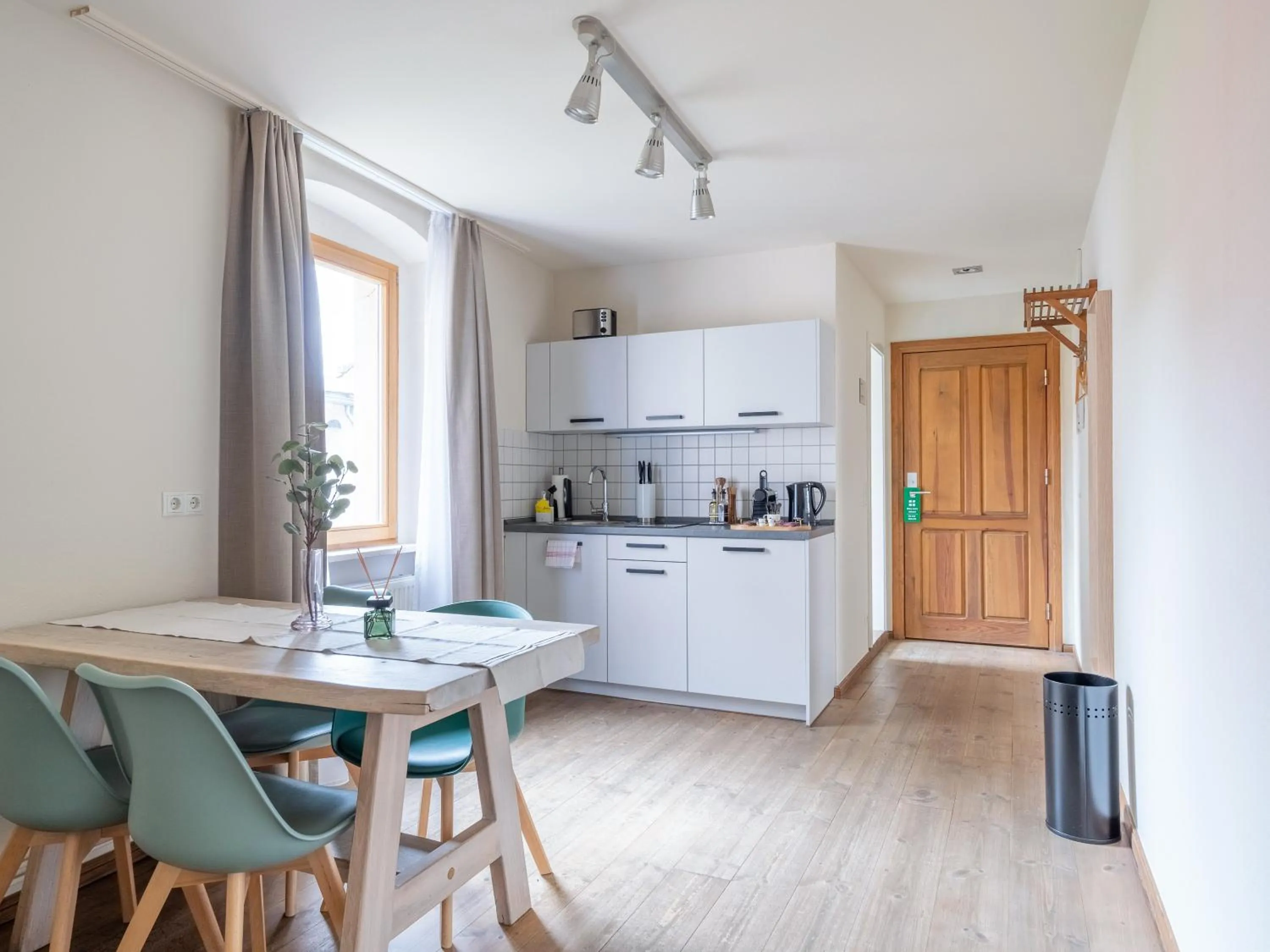 Kitchen or kitchenette in Schoenhouse Avenue - Digital Access