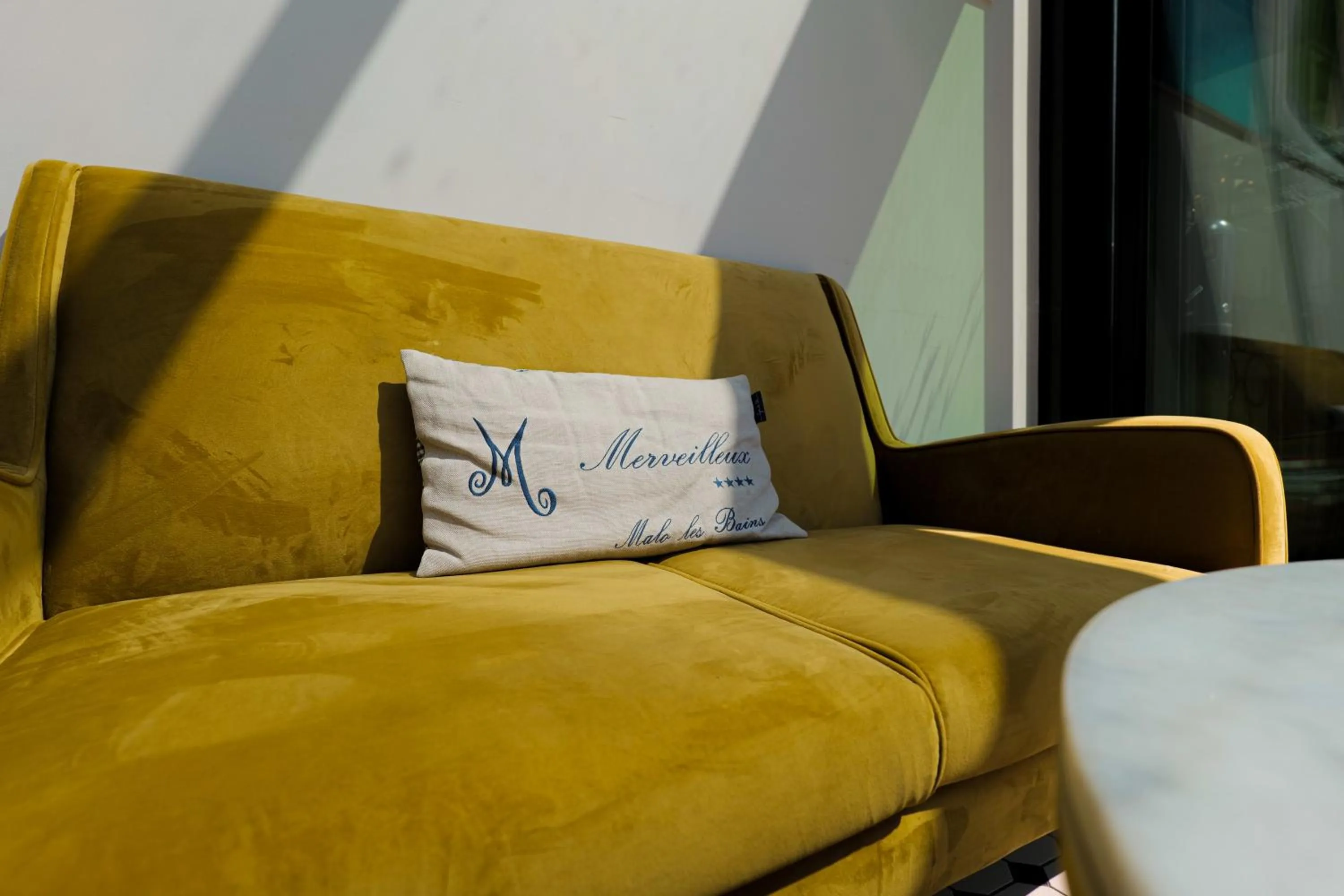 Property building in Hôtel Merveilleux Côté Mer