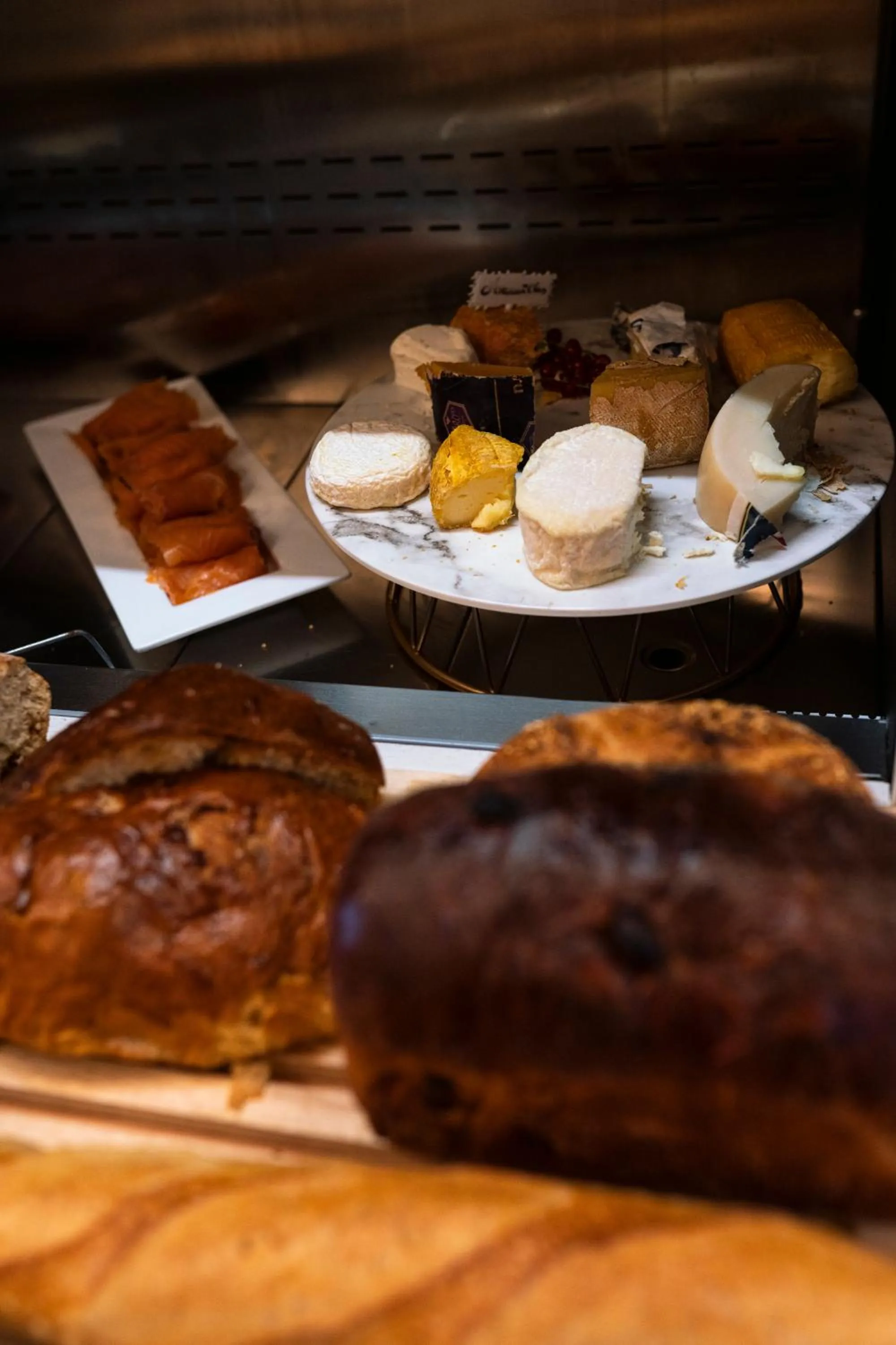 Food and drinks in Hôtel Merveilleux Côté Mer