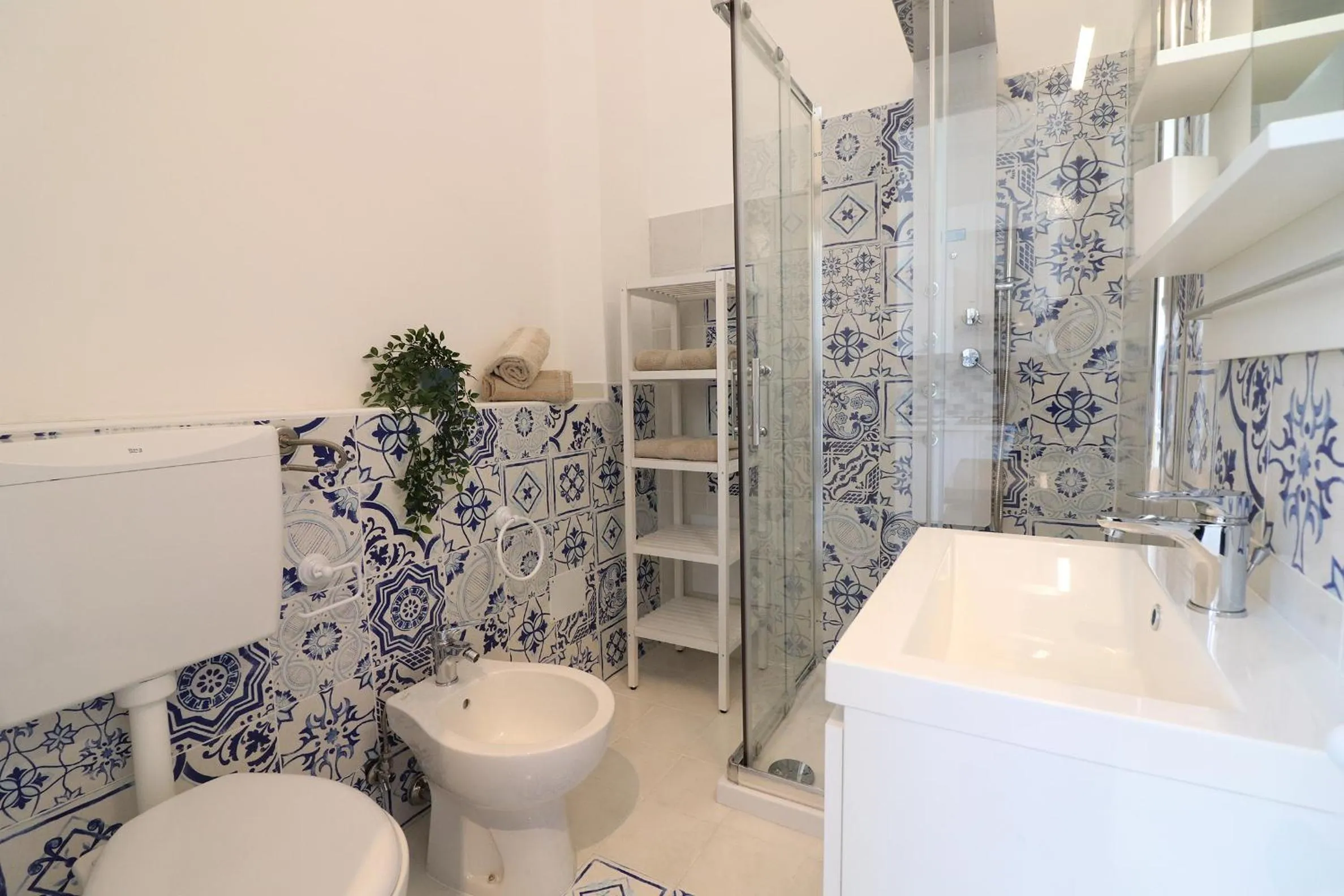 Toilet, Bathroom in Casa Vacanze aura a Otranto 4 posti