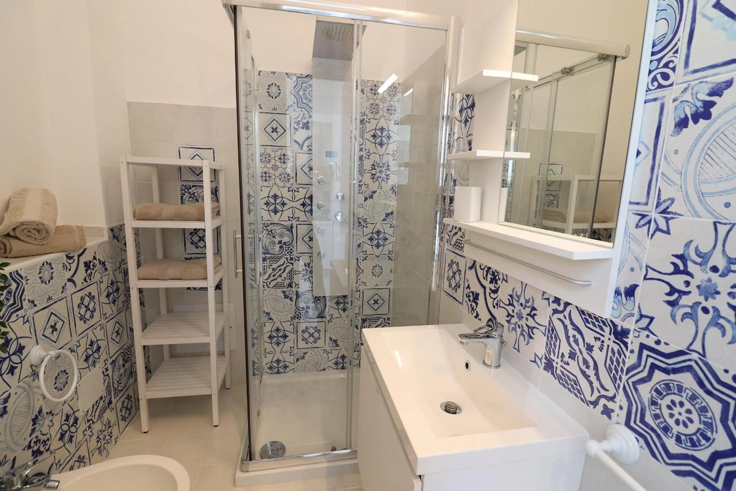 Toilet, Bathroom in Casa Vacanze aura a Otranto 4 posti