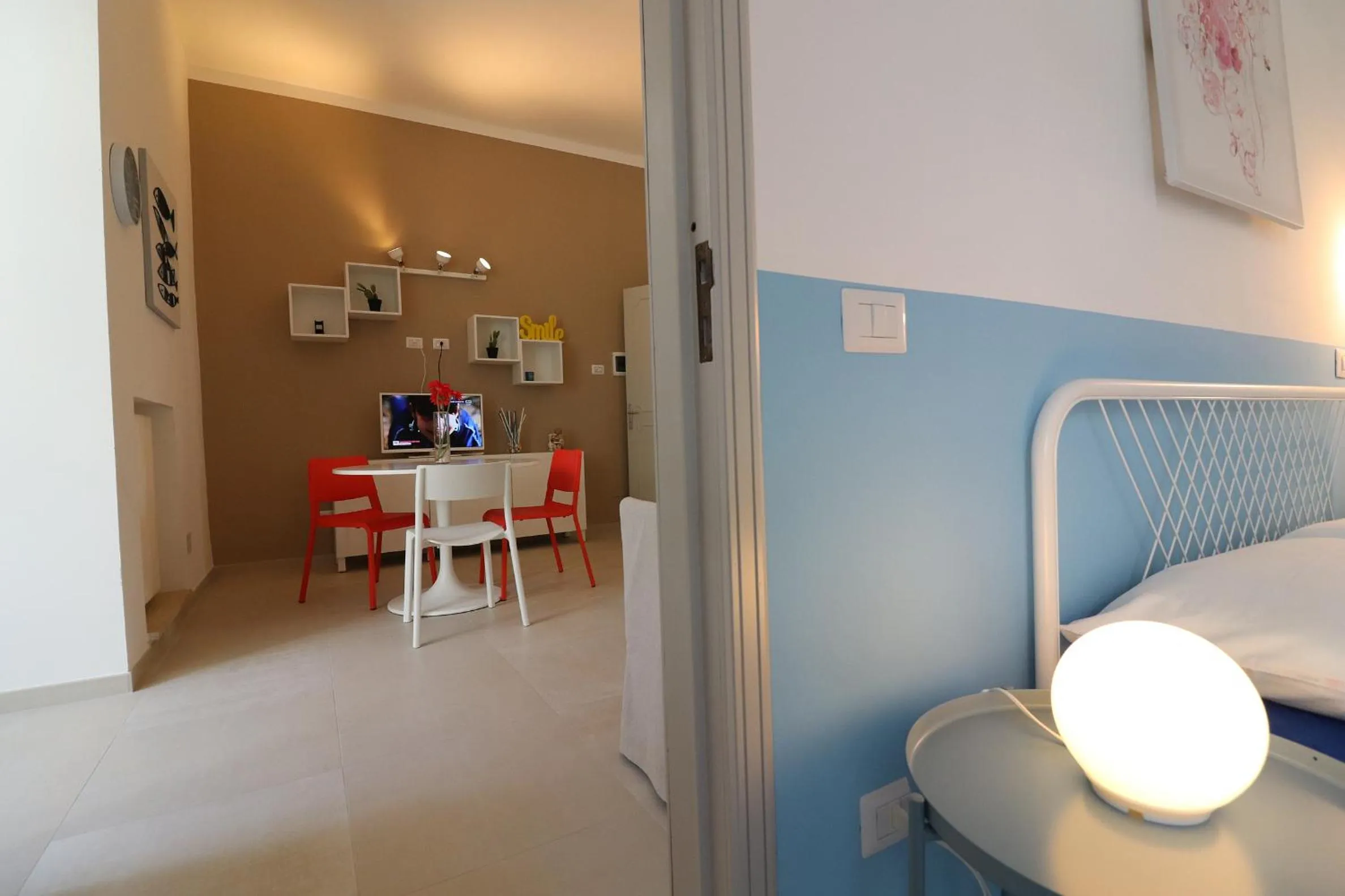 Communal lounge/ TV room, Dining Area in Casa Vacanze aura a Otranto 4 posti