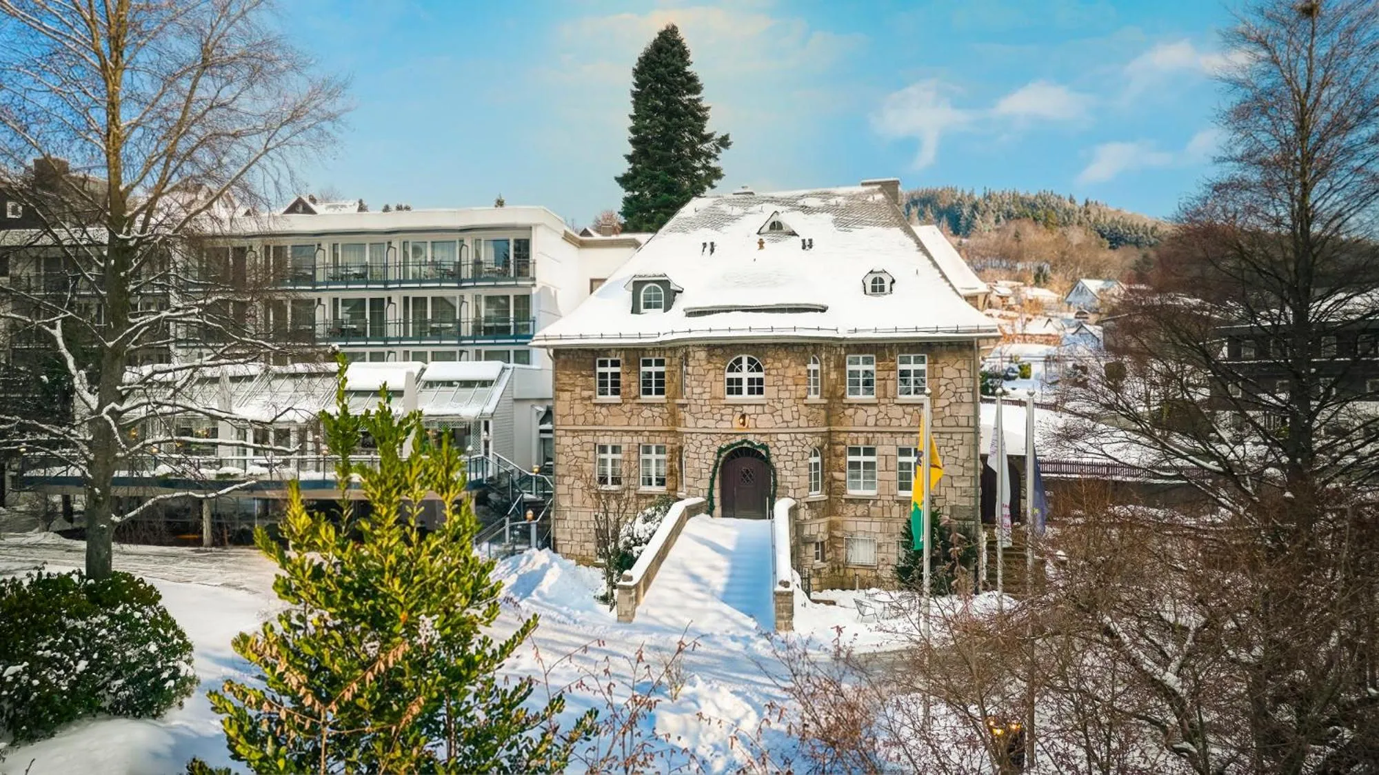 Property building in Rüters Parkhotel