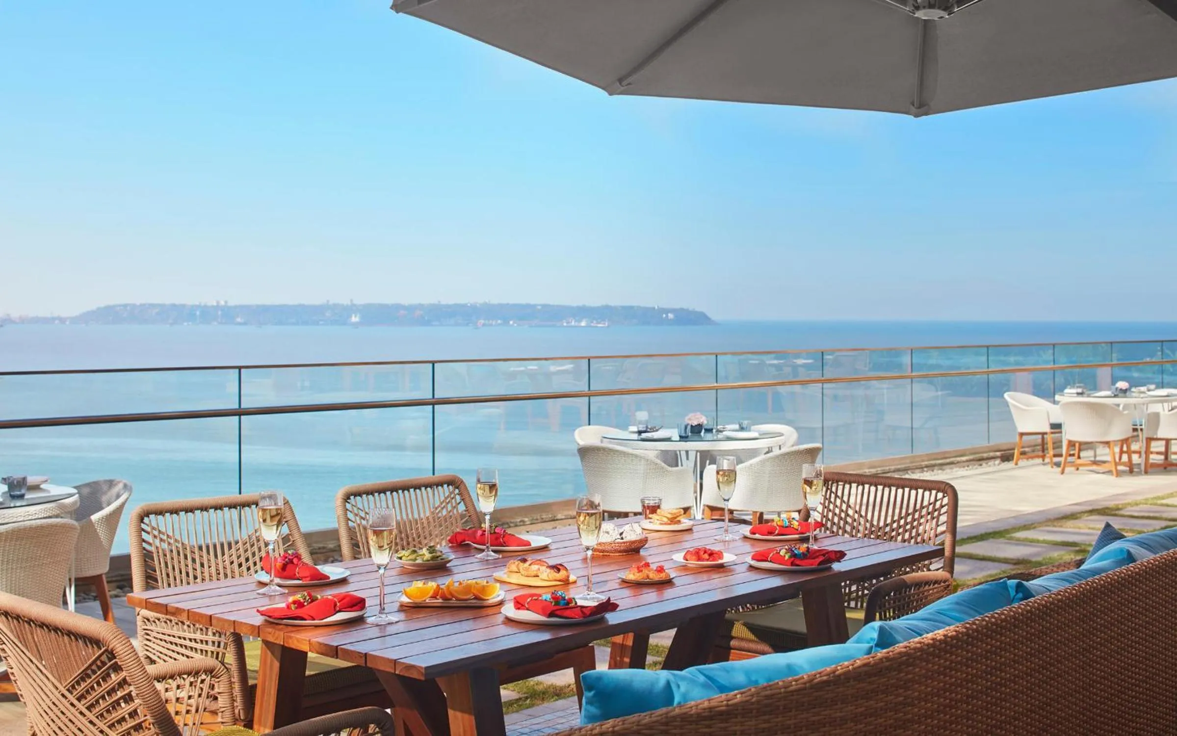 Restaurant/places to eat in Taj Cidade de Goa Horizon, Goa