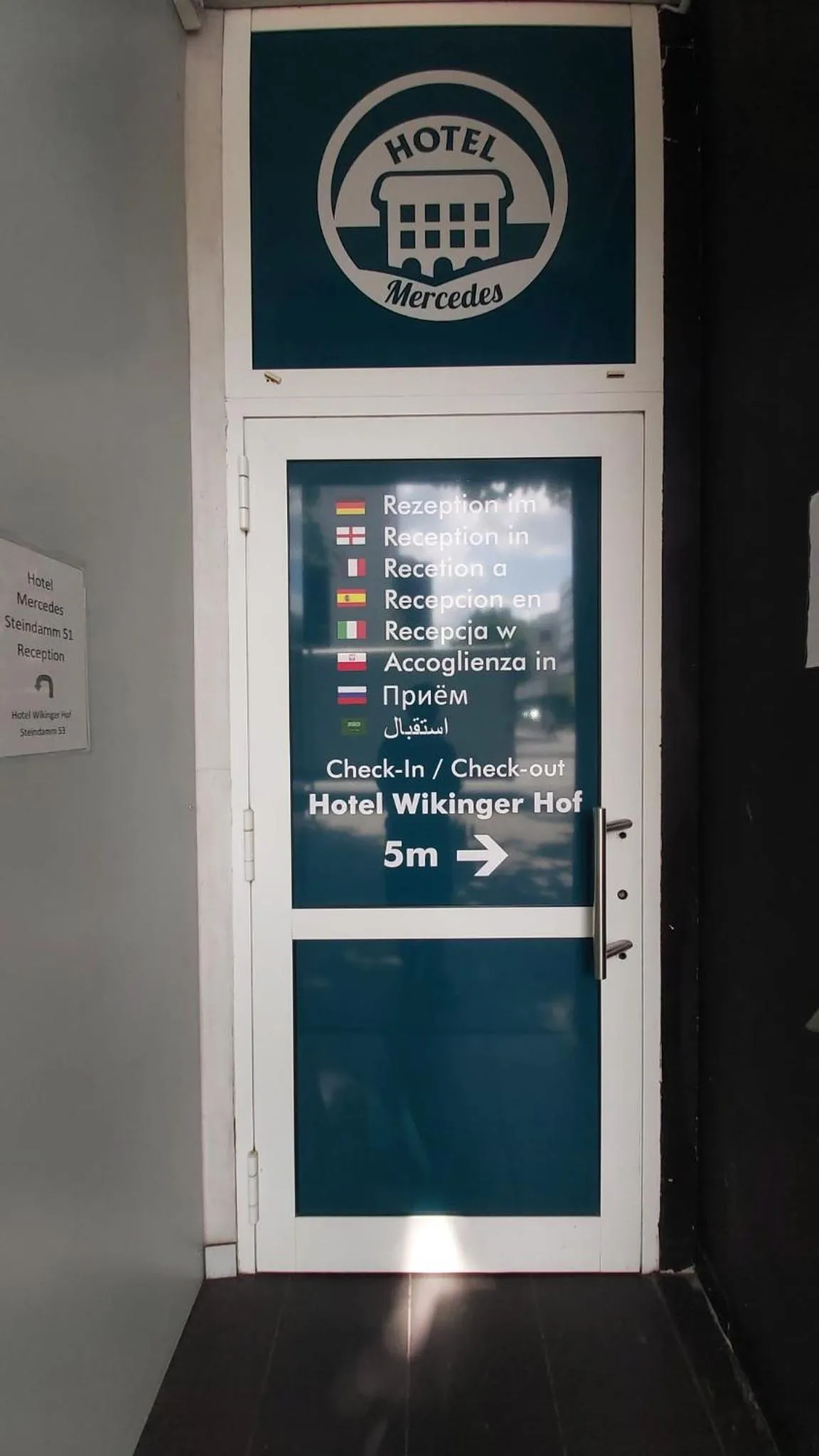 Property logo or sign in Hotel Mercedes/Centrum