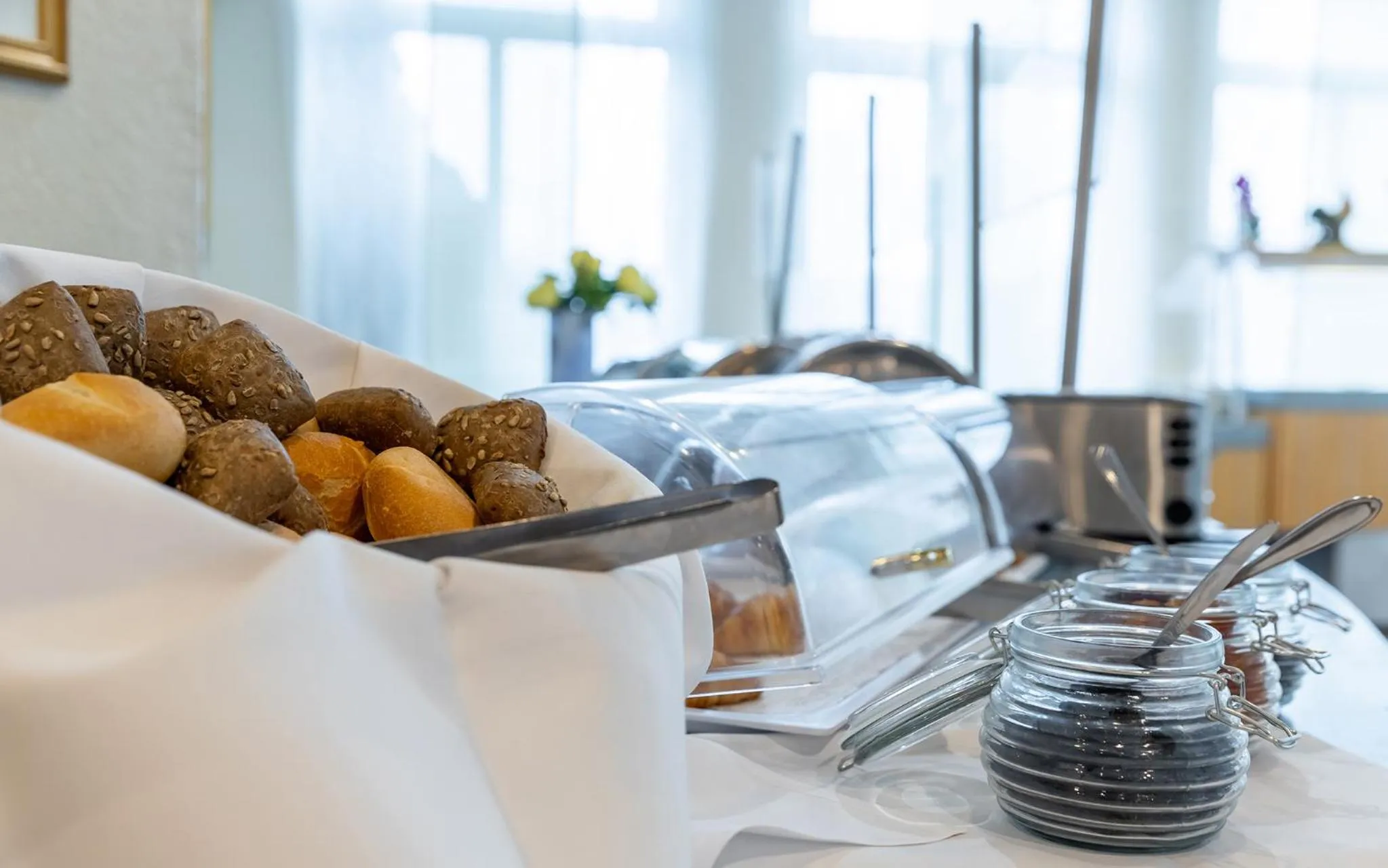 Breakfast in Trip Inn Kongresshotel Frankfurt-Rodgau