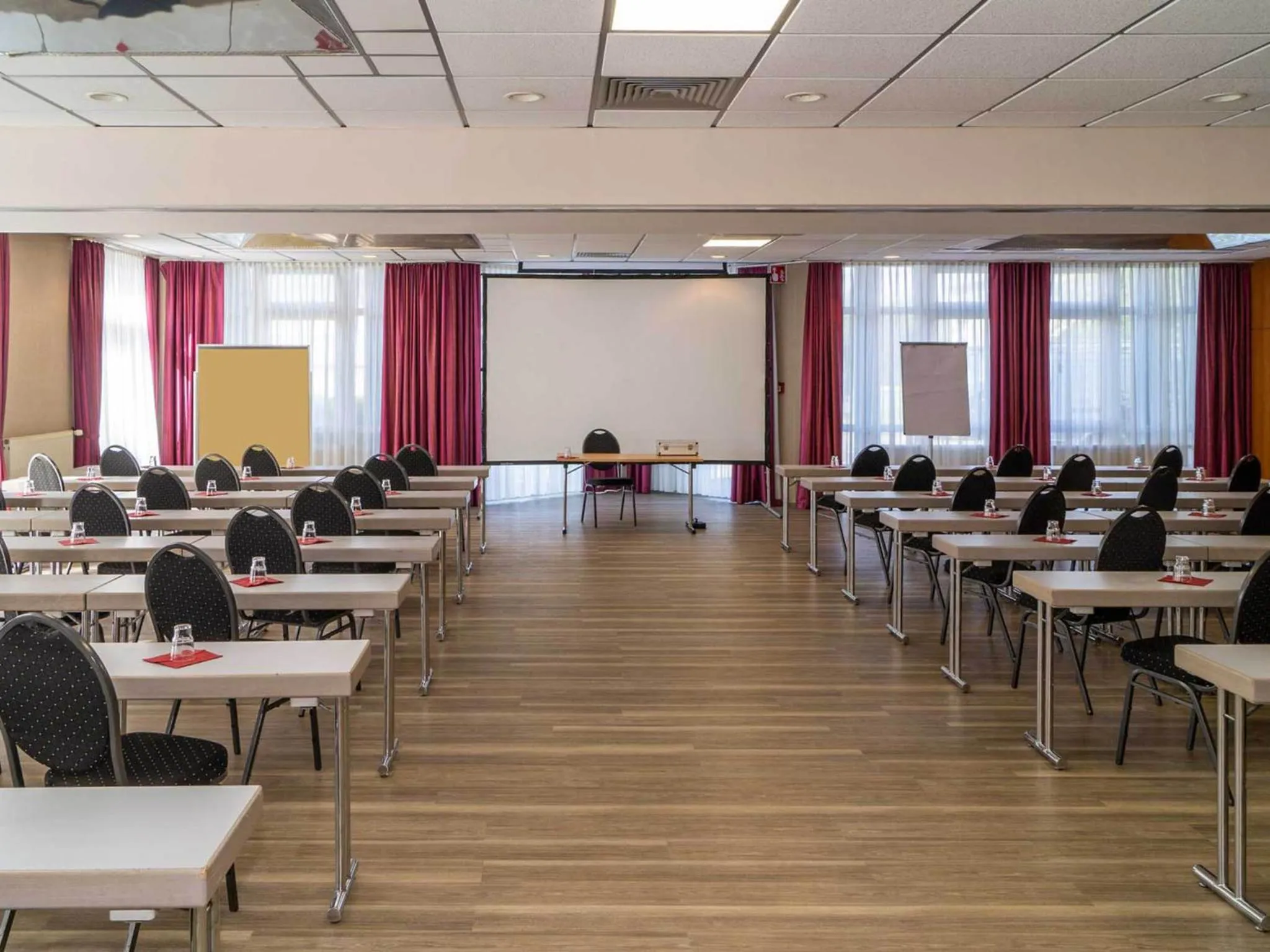 Business facilities in Trip Inn Kongresshotel Frankfurt-Rodgau