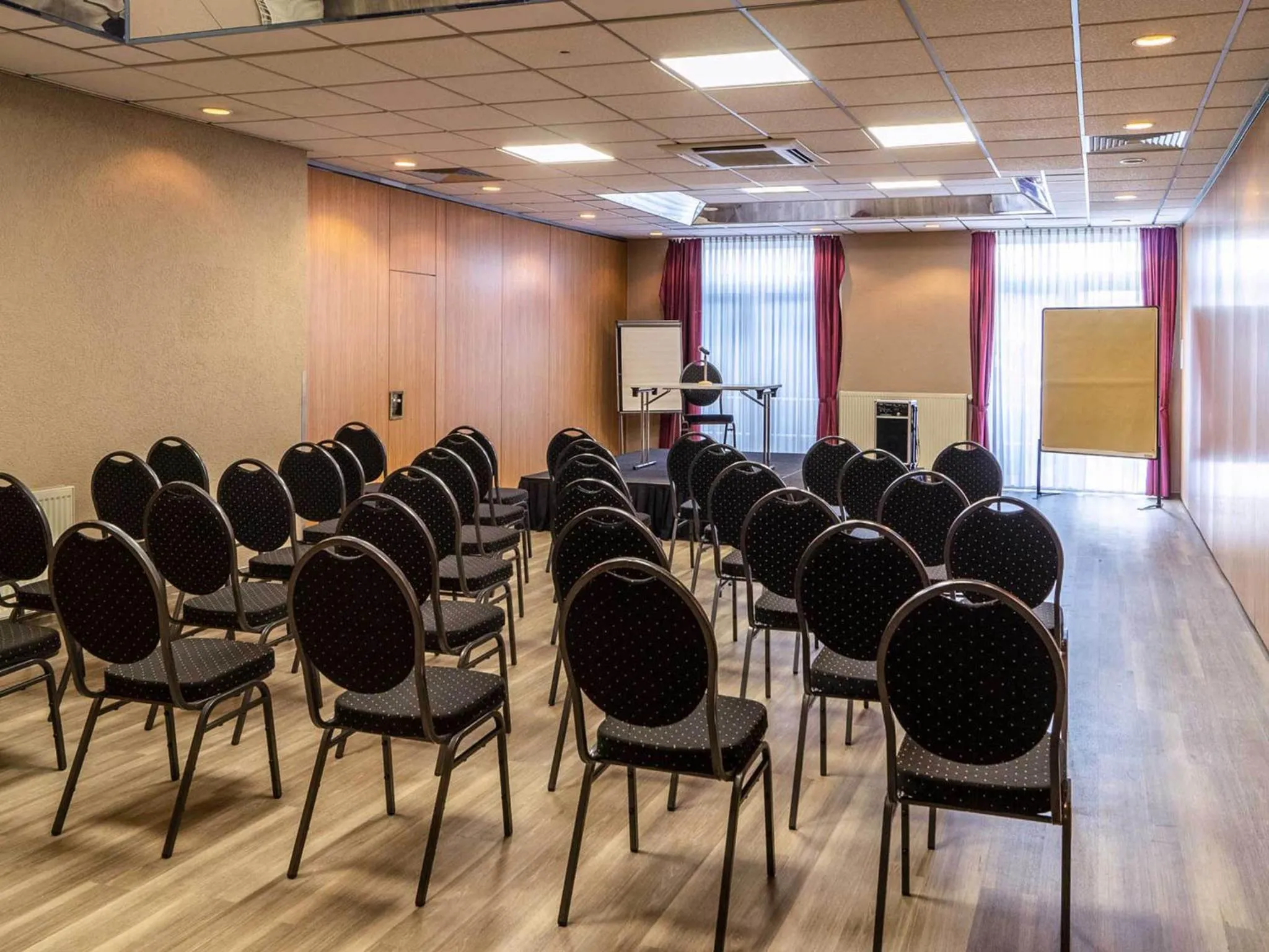 Business facilities in Trip Inn Kongresshotel Frankfurt-Rodgau