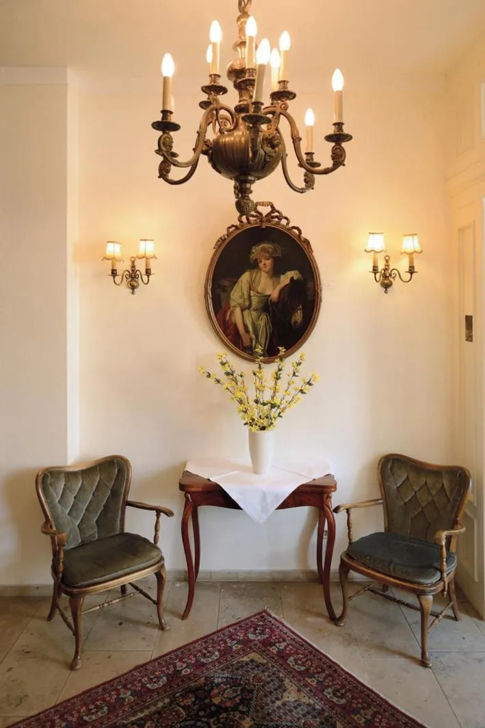 Decorative detail in Leisewitz' Garten