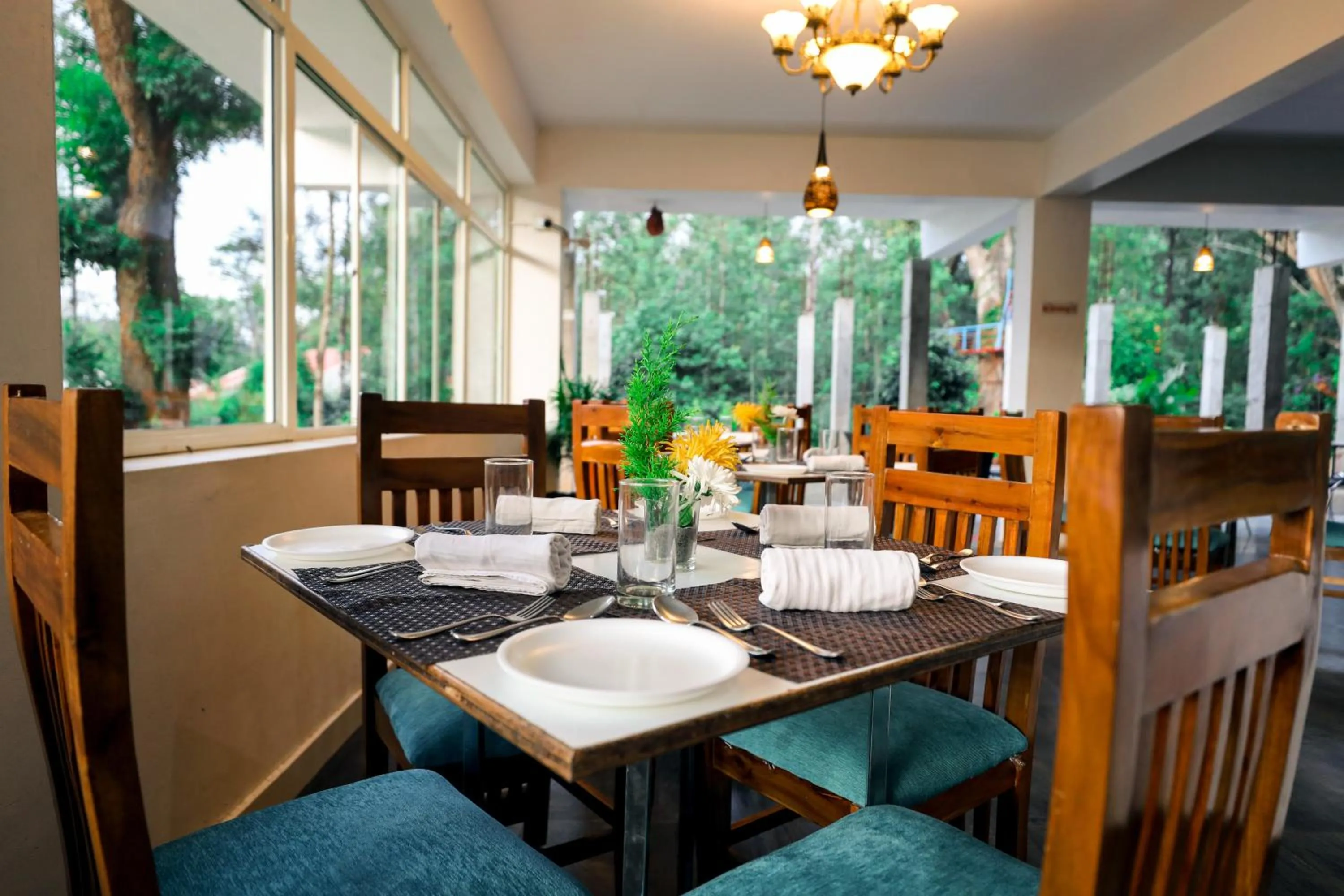 Restaurant/places to eat in The Blossom Resort - Chikmagalur