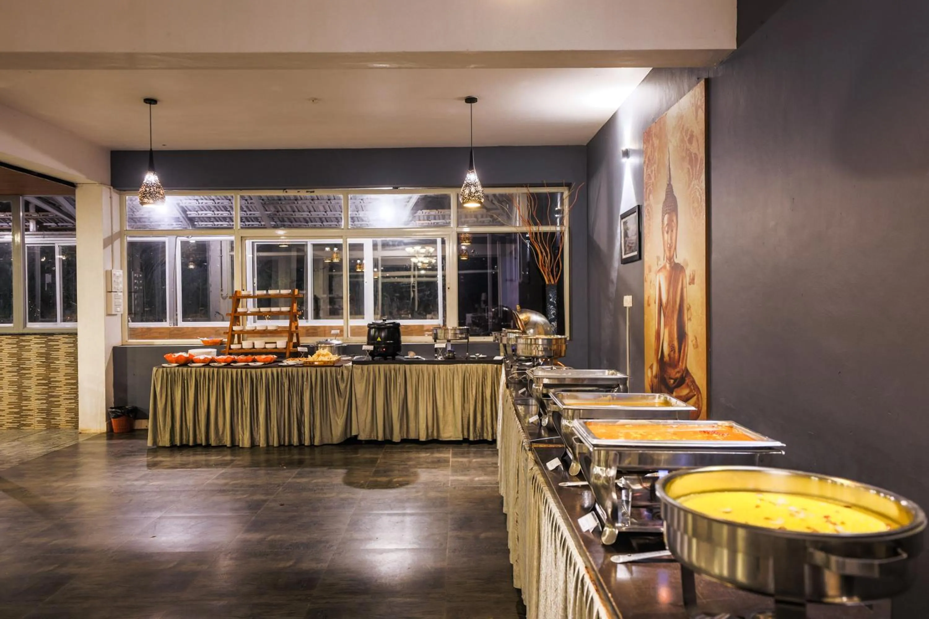 Restaurant/places to eat in The Blossom Resort - Chikmagalur