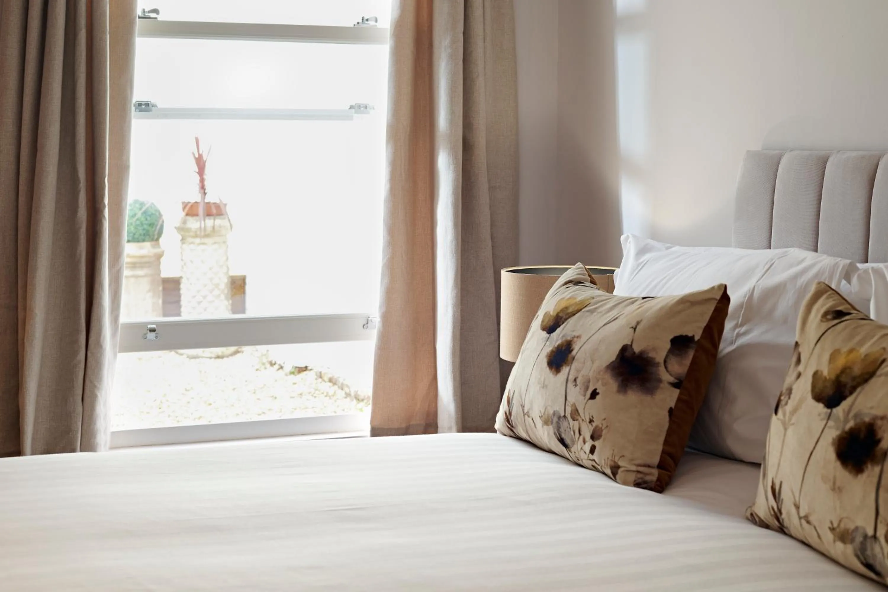 Bed in The Merchant's House, BW Signature Collection