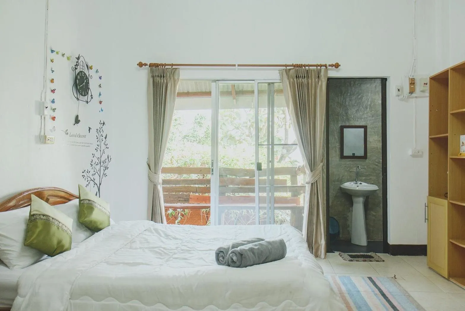 Bedroom, Bed in Baansuan Chomchun